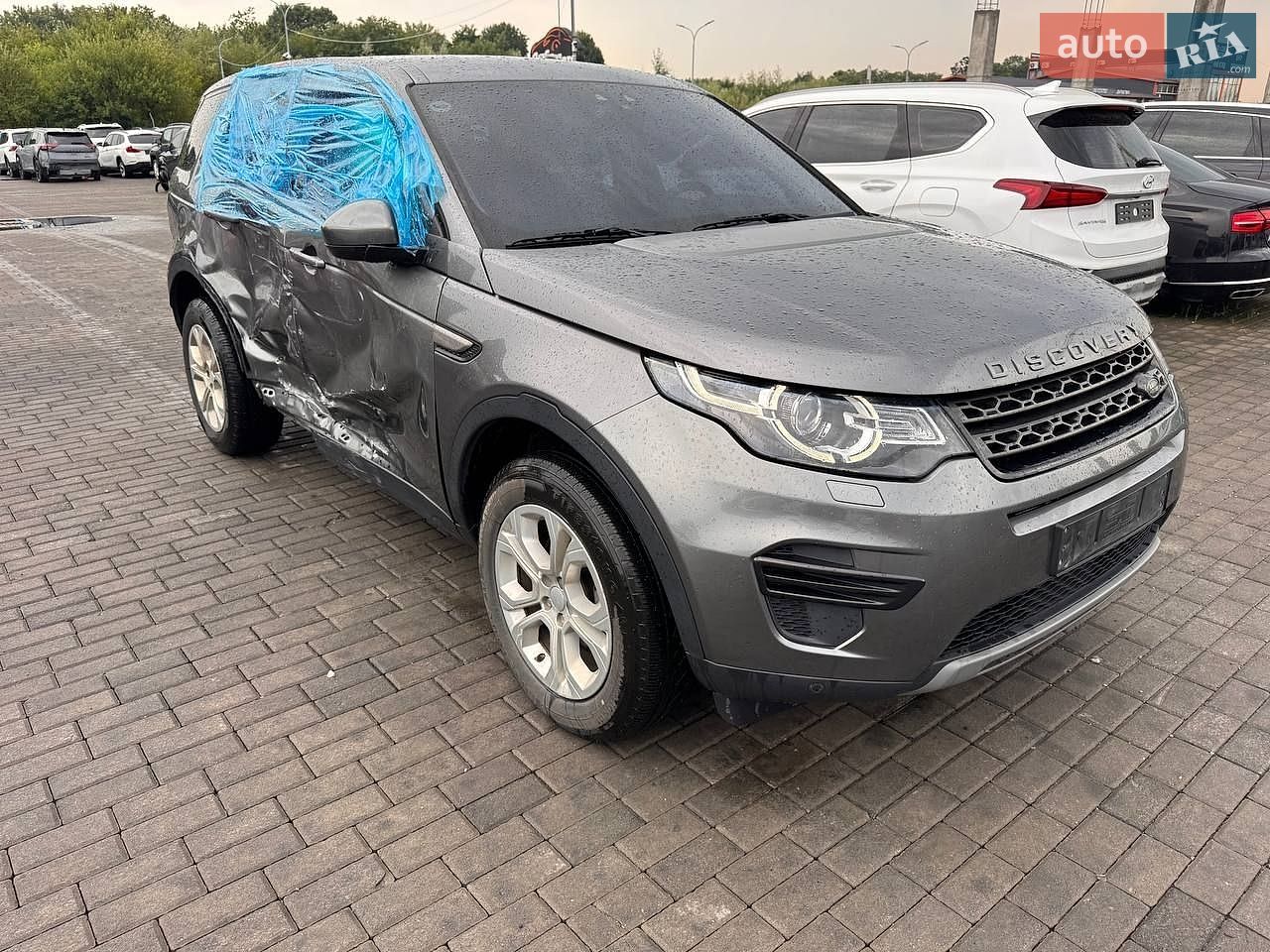Land Rover Discovery Sport 2017 VIN SALCA2BNXHH713802 фото оголошення 3 з 23