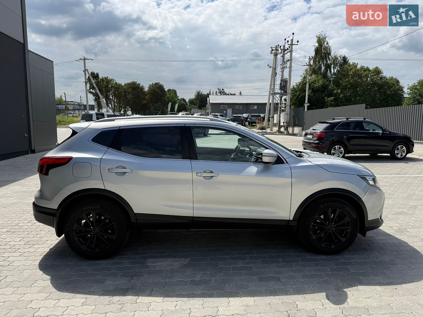 Nissan Rogue Sport 2017 VIN JN1BJ1CR6HW144041 фото оголошення 8 з 18
