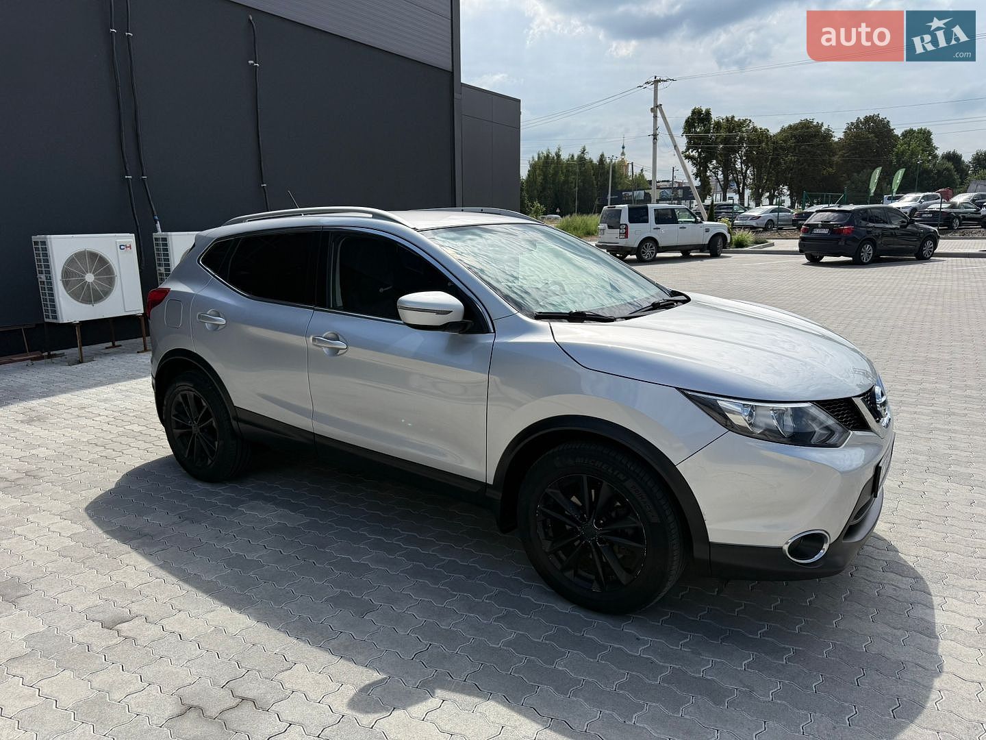 Nissan Rogue Sport 2017 VIN JN1BJ1CR6HW144041 фото оголошення 9 з 18