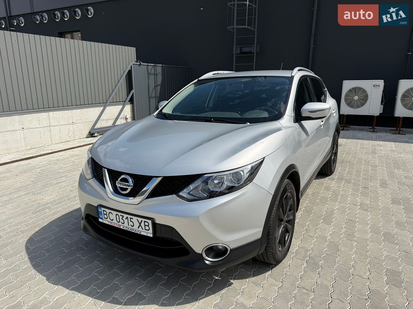 Nissan Rogue Sport 2017 VIN JN1BJ1CR6HW144041 фото оголошення 13 з 18