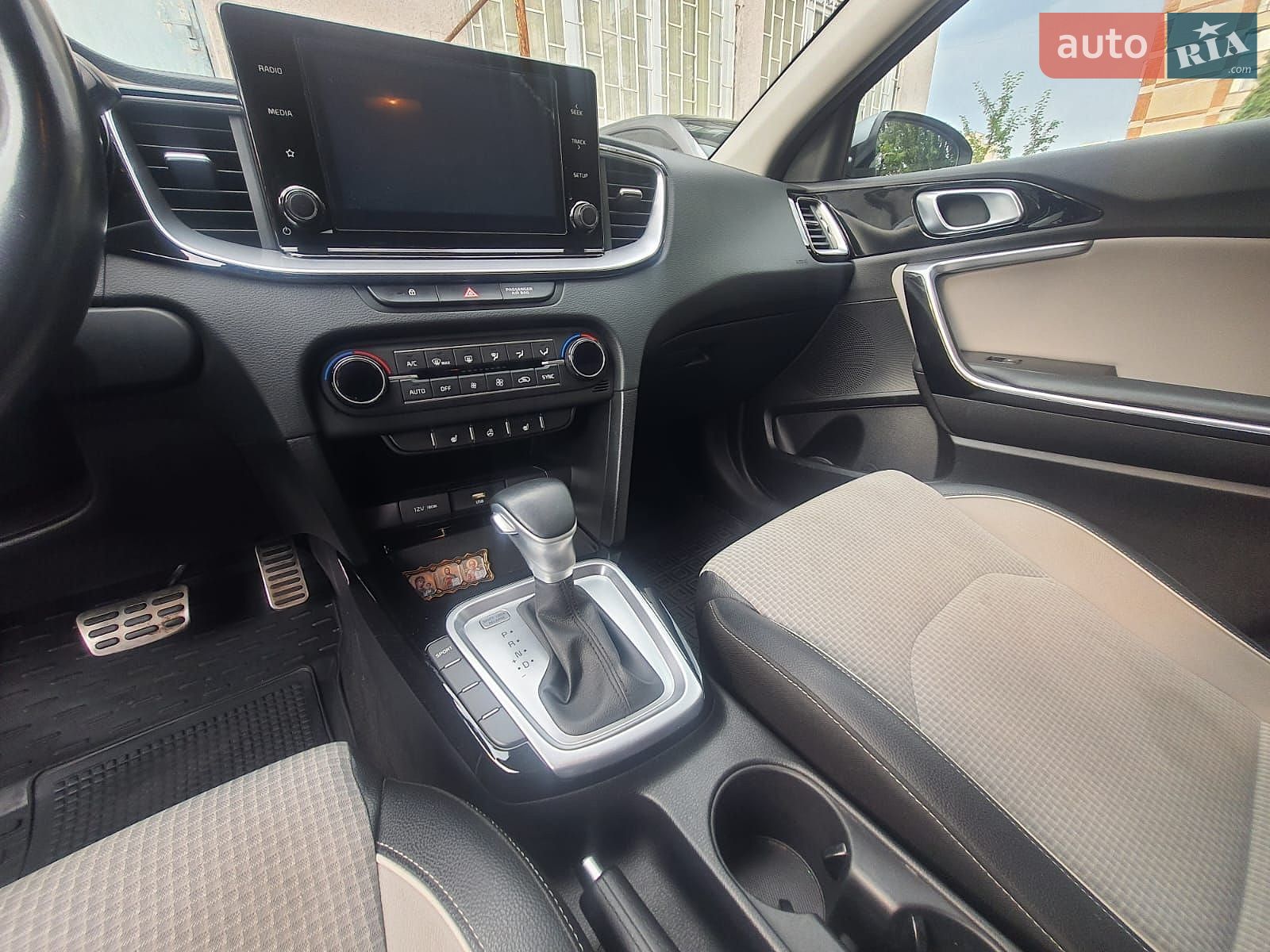 Kia Ceed 2021 VIN U5YH2516BML129752 фото оголошення 6 з 10