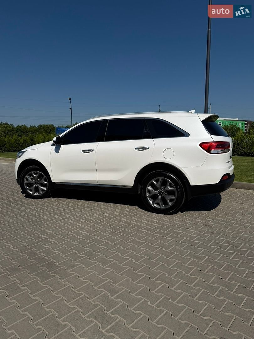 Kia Sorento 2016 VIN KNAPS81ABGA225889 фото оголошення 21 з 64