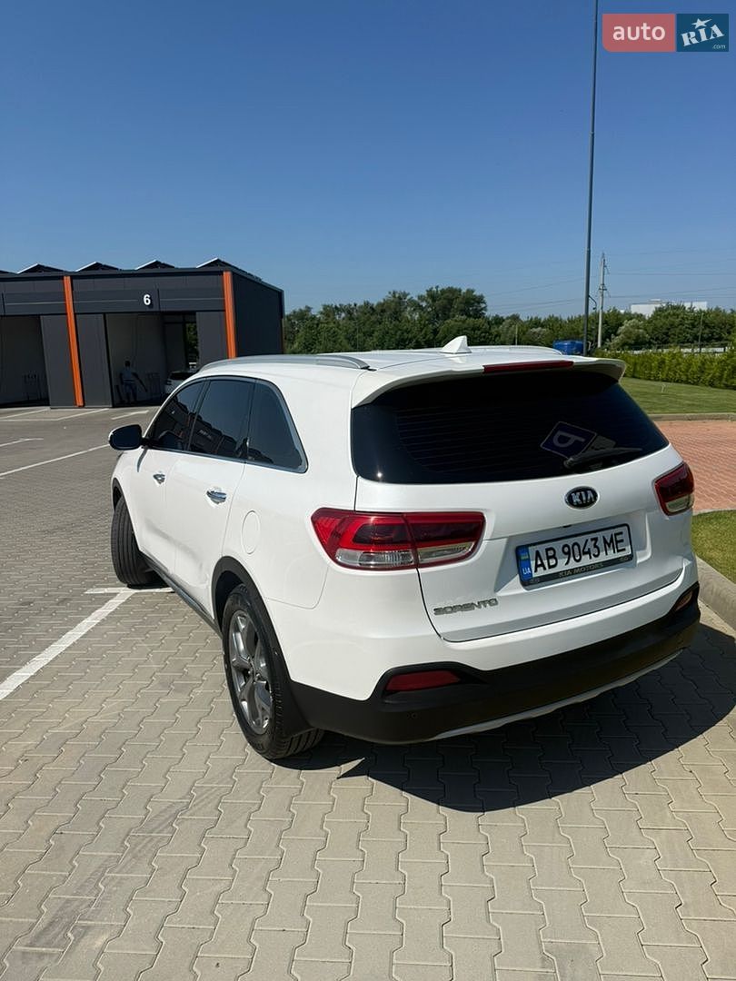 Kia Sorento 2016 VIN KNAPS81ABGA225889 фото оголошення 28 з 64