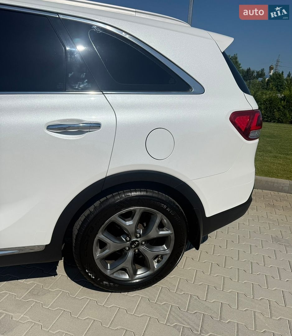 Kia Sorento 2016 VIN KNAPS81ABGA225889 фото оголошення 50 з 64