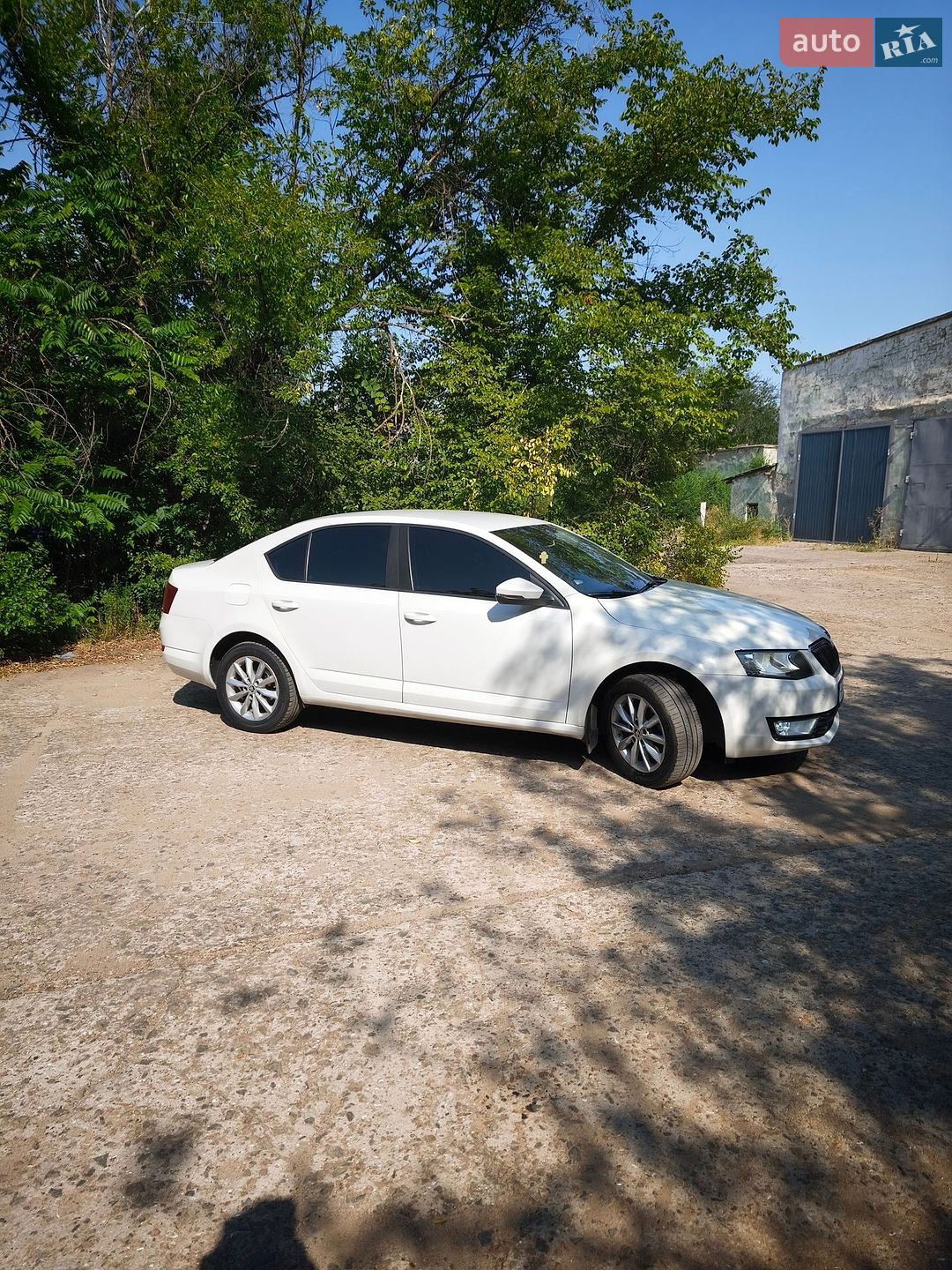 Skoda Octavia 2014 VIN Y6UAC2NE1EB007871 фото оголошення 4 з 17