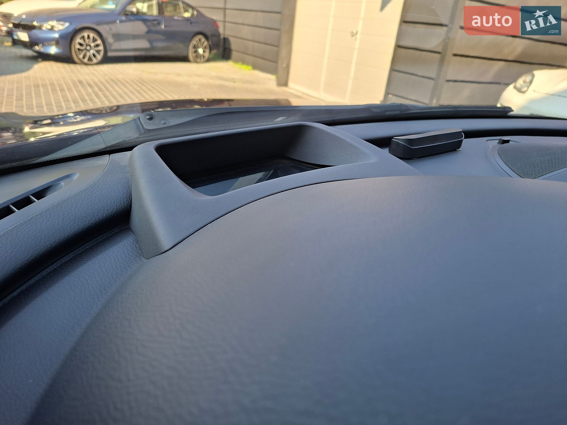 BMW 6 Series 2008 VIN WBAEB31020CV75227 фото оголошення 12 з 21