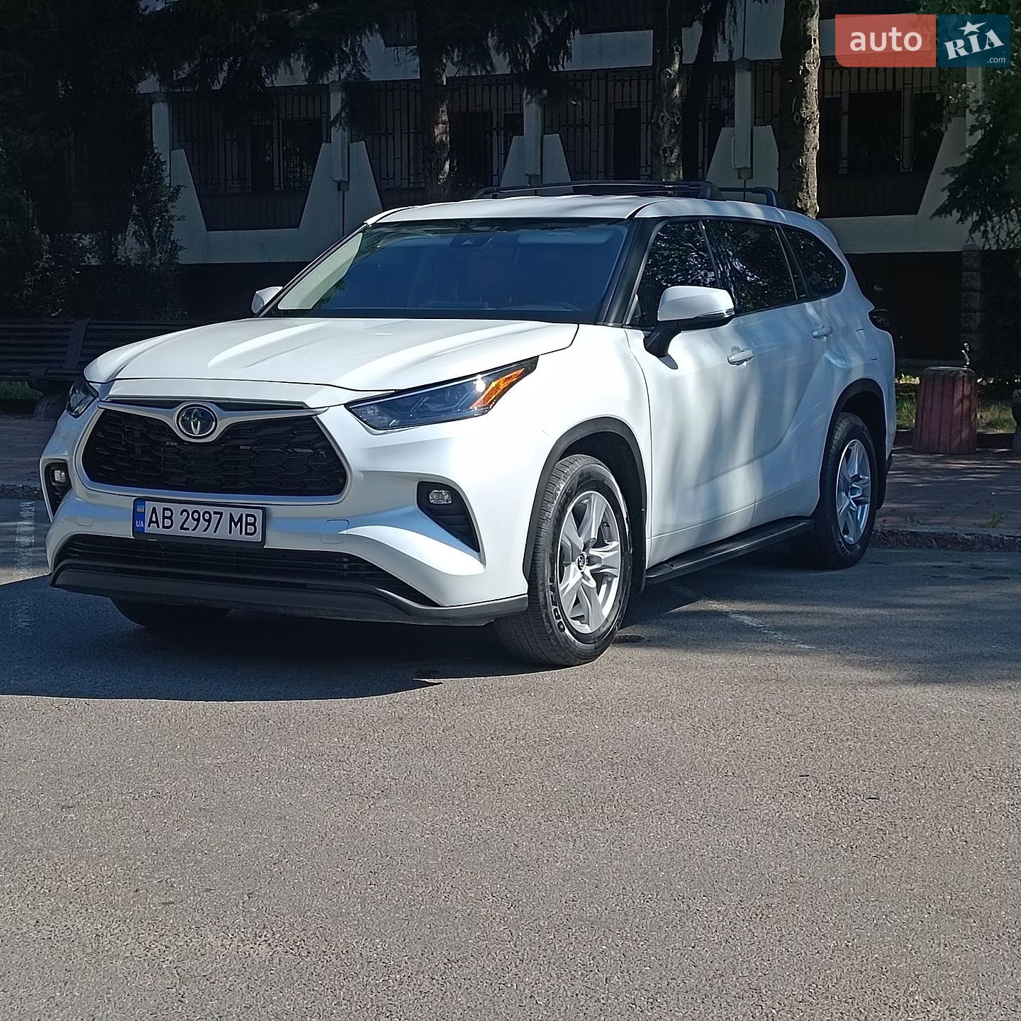 Toyota Highlander 2022 VIN 5TDZARAH0NS517350 фото оголошення 4 з 59