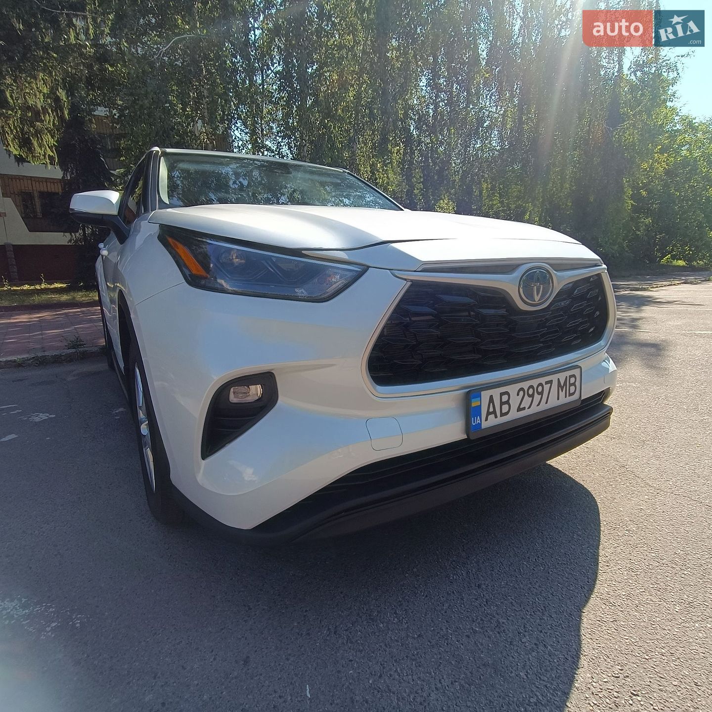Toyota Highlander 2022 VIN 5TDZARAH0NS517350 фото оголошення 17 з 59
