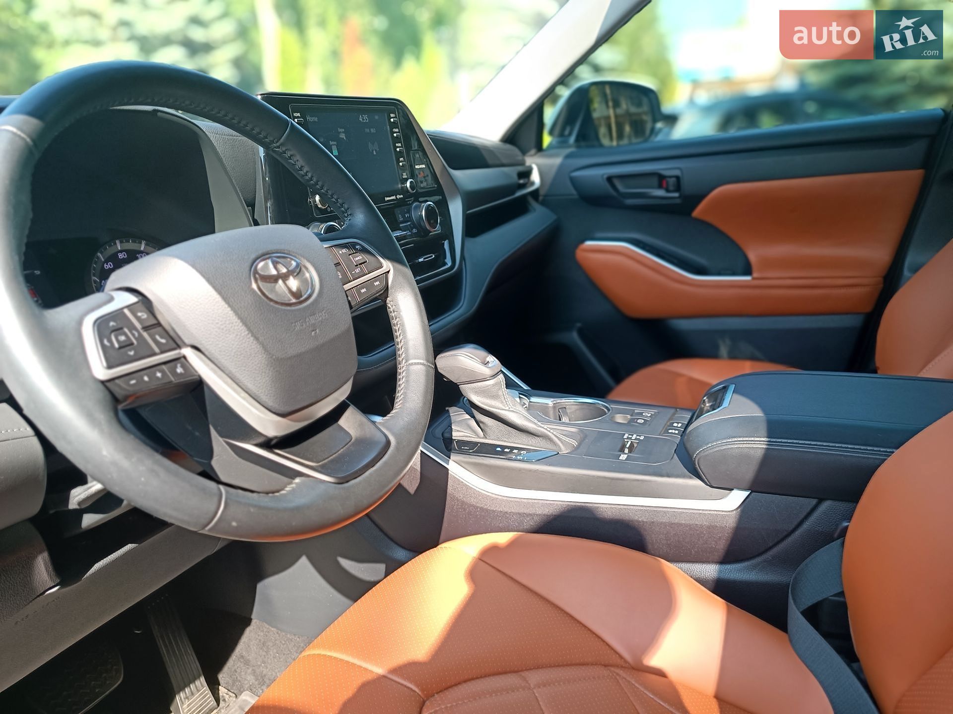 Toyota Highlander 2022 VIN 5TDZARAH0NS517350 фото оголошення 28 з 59