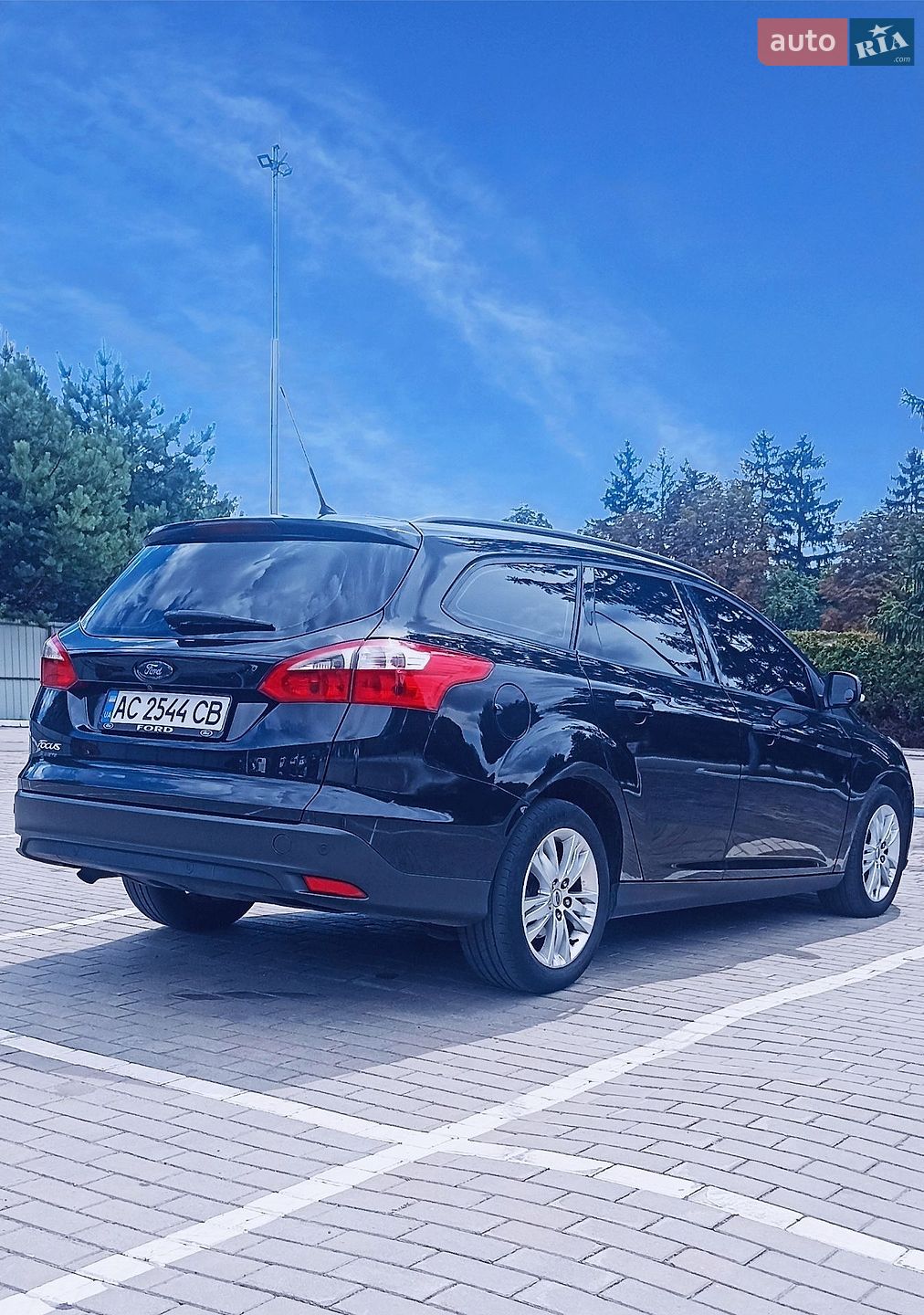 Ford Focus 2011 VIN WF0LXXGCBLBE61265 фото оголошення 5 з 12