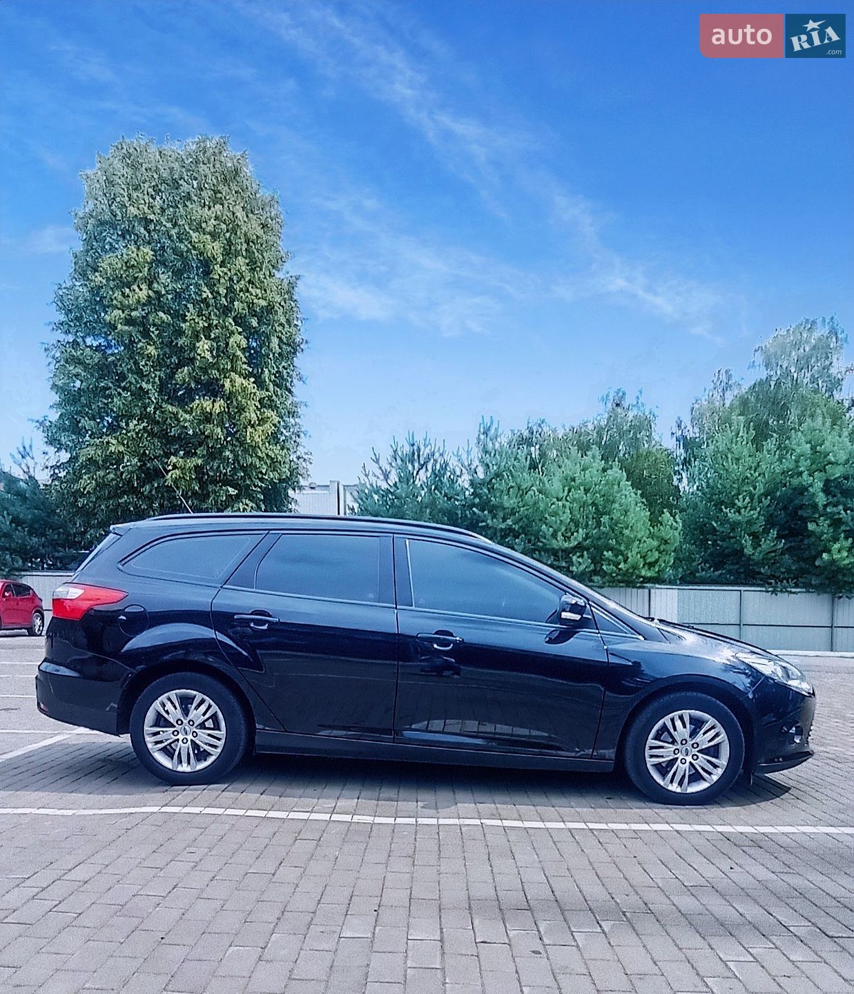Ford Focus 2011 VIN WF0LXXGCBLBE61265 фото оголошення 6 з 12