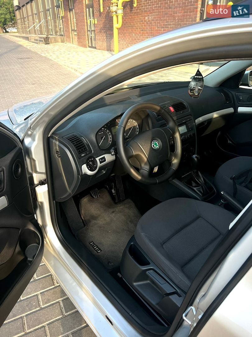Skoda Octavia 2007 VIN TMBHA61Z162172079 фото оголошення 32 з 44