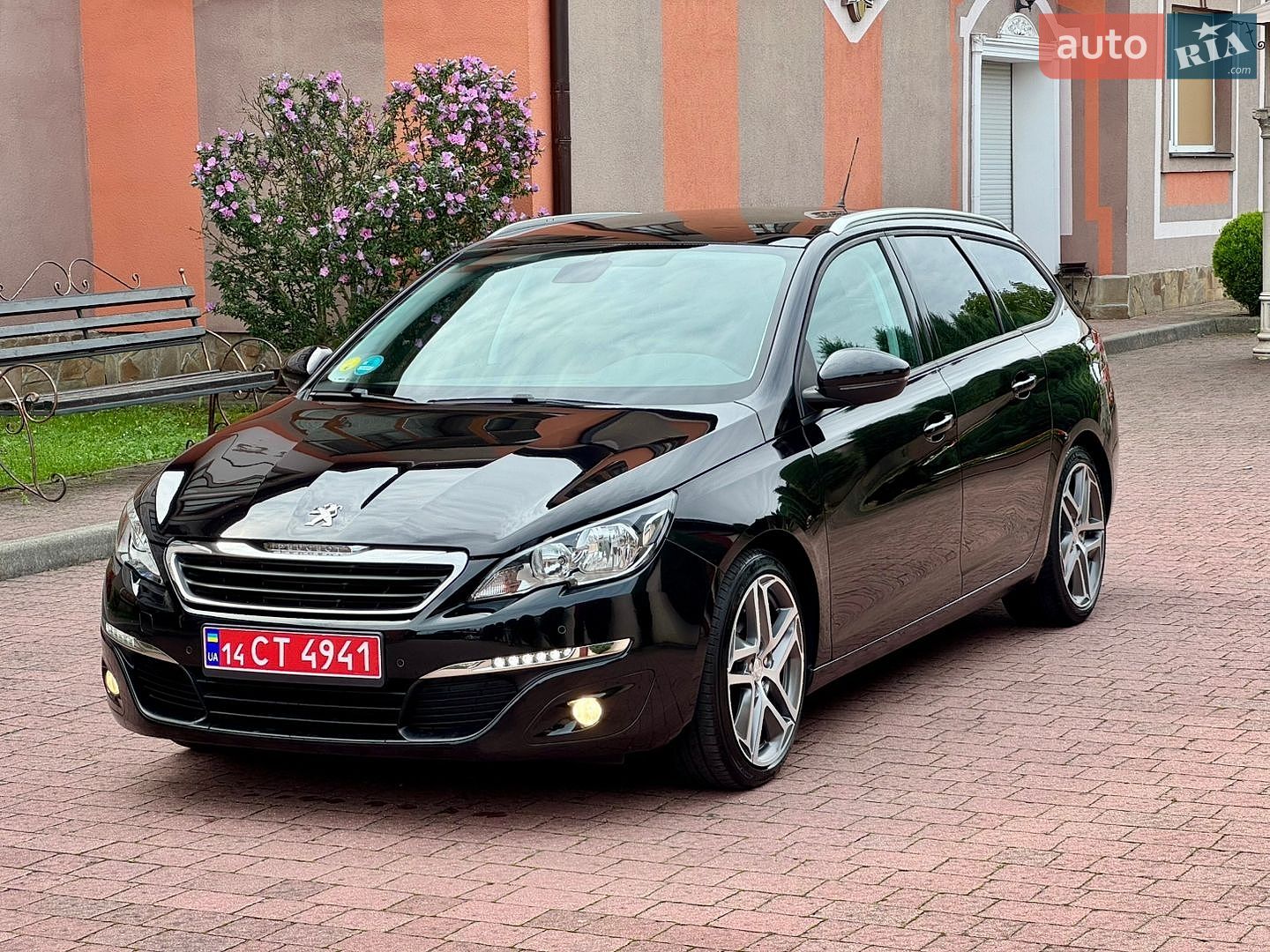 Peugeot 308 2015 VIN VF3LCBHZHFS294717 фото оголошення 12 з 118