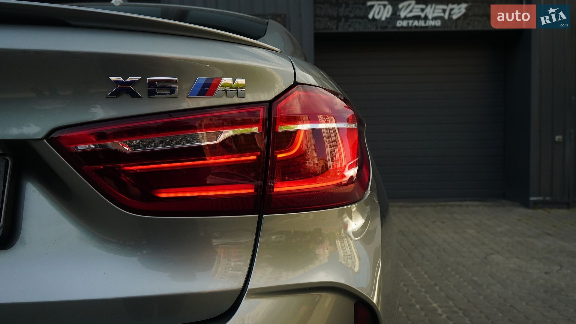 BMW X6 M 2018 VIN 5YMKW8C55J0Y74818 фото оголошення 11 з 23