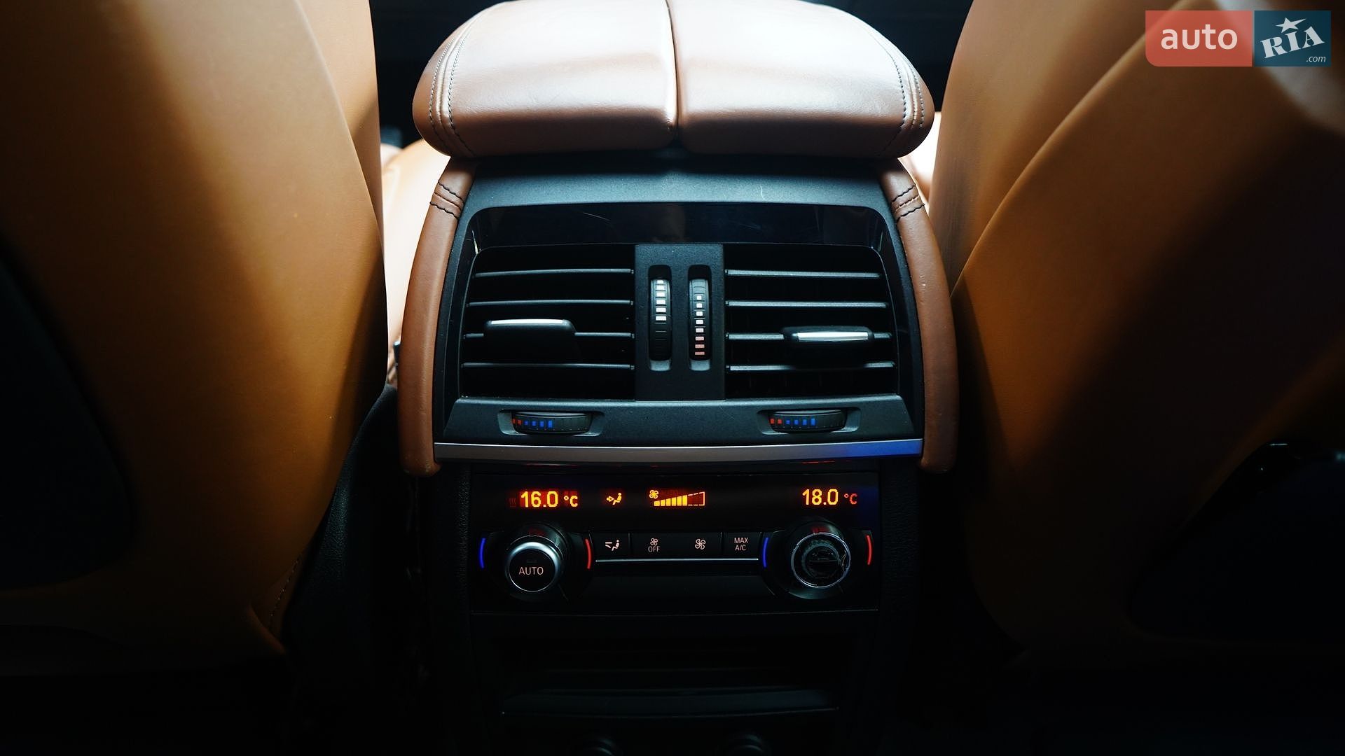 BMW X6 M 2018 VIN 5YMKW8C55J0Y74818 фото оголошення 18 з 23