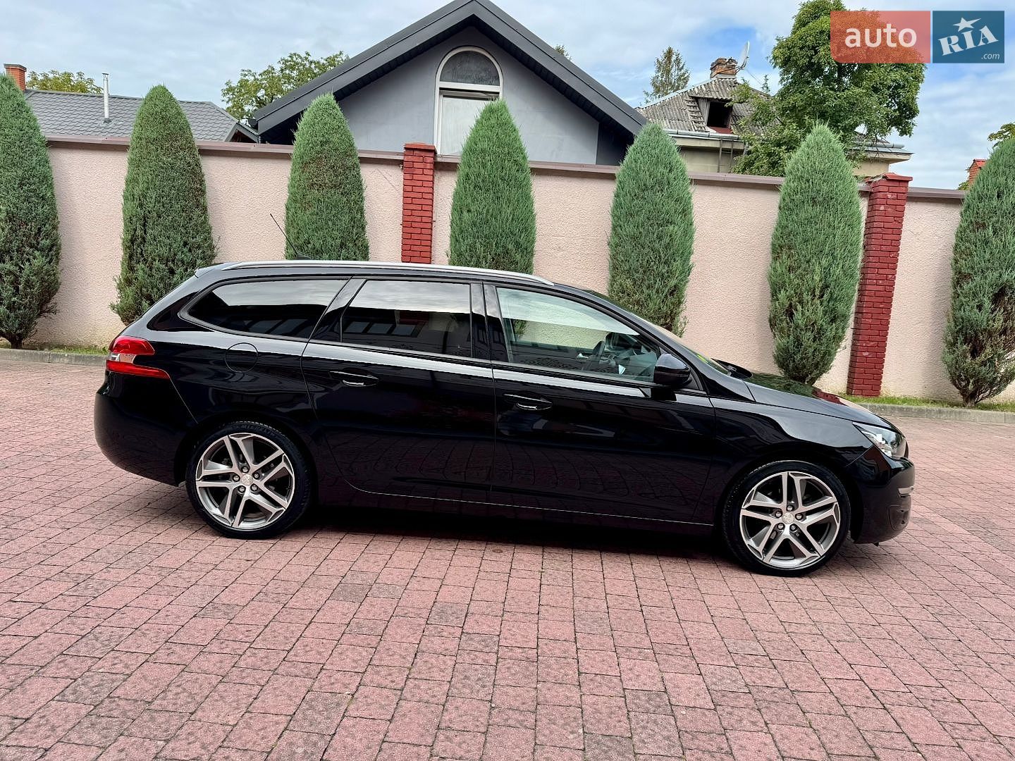 Peugeot 308 2015 VIN VF3LCBHZHFS294717 фото оголошення 48 з 118