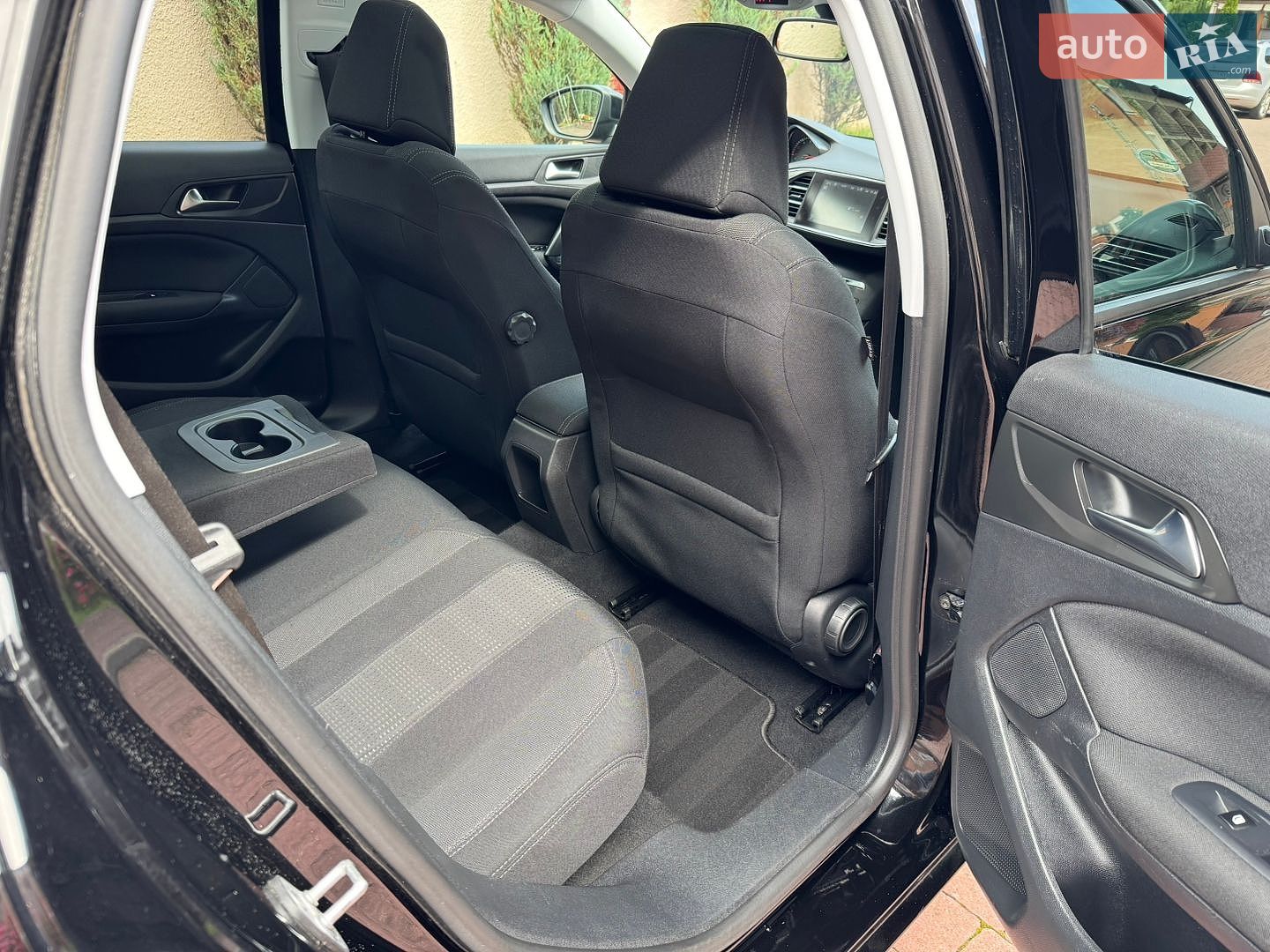 Peugeot 308 2015 VIN VF3LCBHZHFS294717 фото оголошення 97 з 118