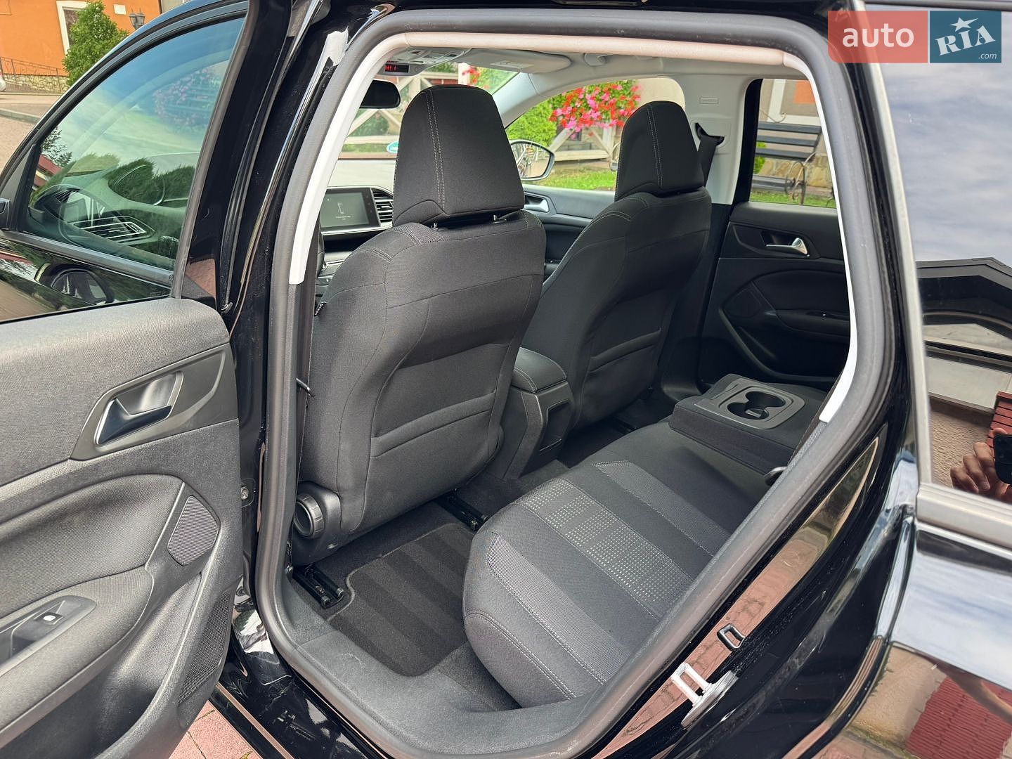 Peugeot 308 2015 VIN VF3LCBHZHFS294717 фото оголошення 102 з 118