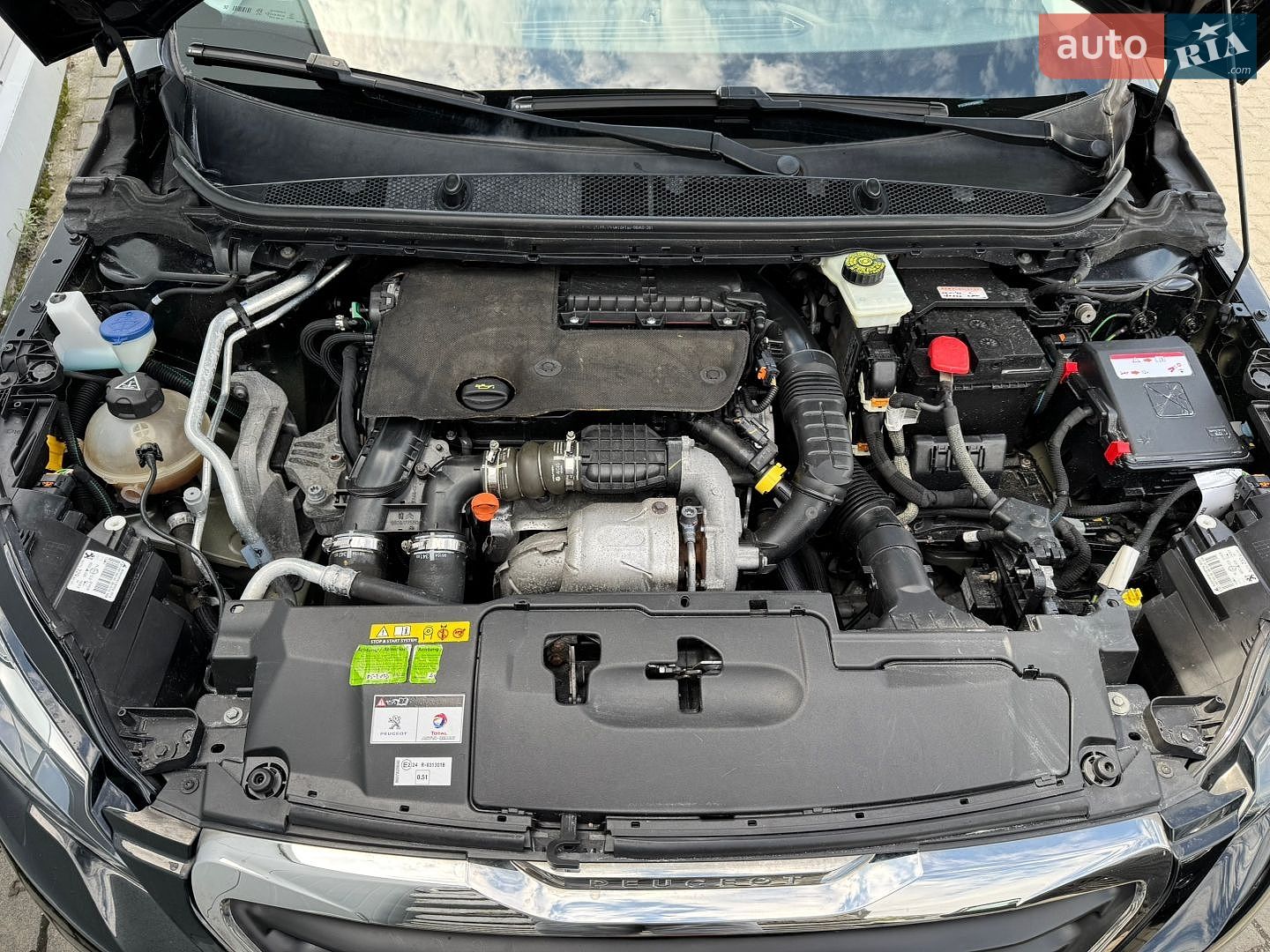 Peugeot 308 2015 VIN VF3LCBHZHFS294717 фото оголошення 114 з 118