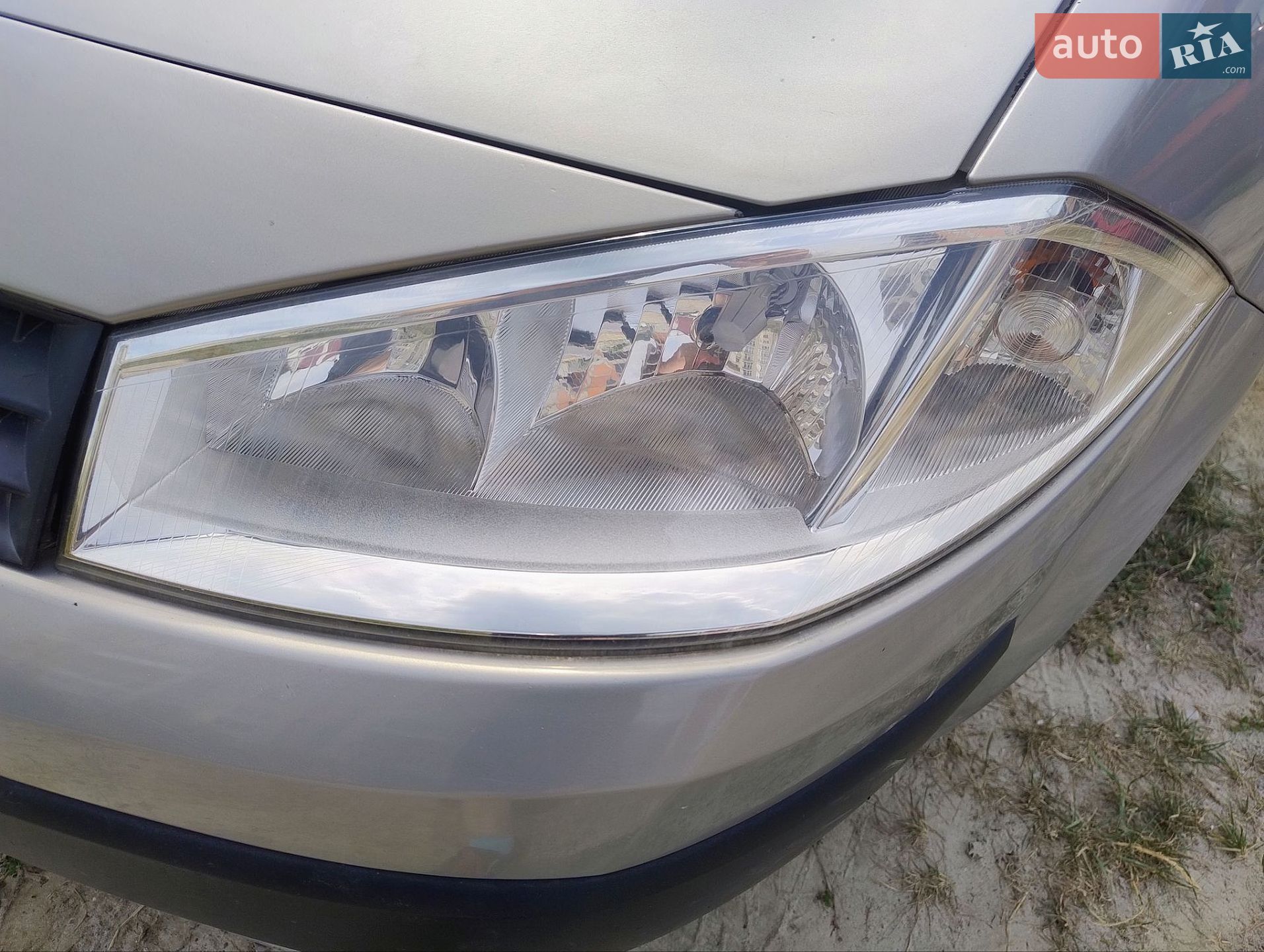 Renault Megane 2005 VIN VF1BM1B0H32547085 фото оголошення 4 з 19