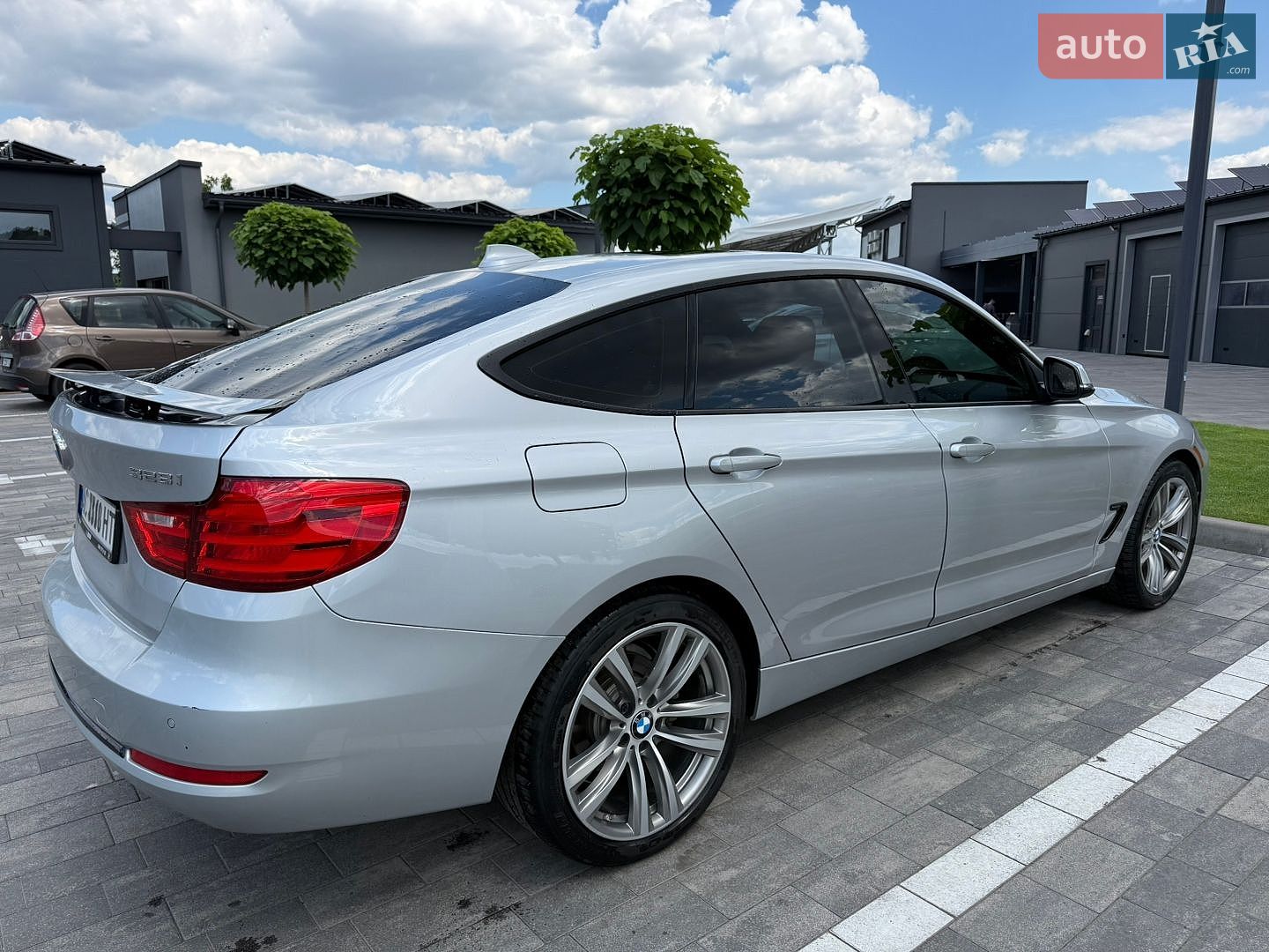 BMW 3 Series GT 2015 VIN WBA8Z5C51GGS37334 фото оголошення 11 з 26