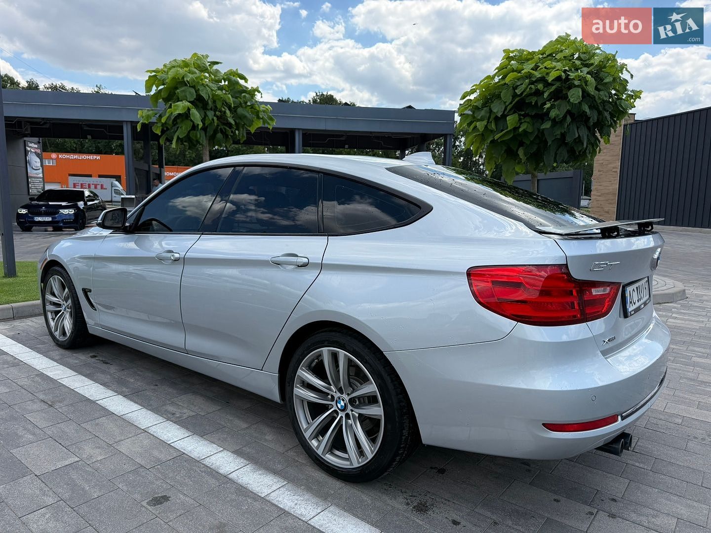 BMW 3 Series GT 2015 VIN WBA8Z5C51GGS37334 фото оголошення 12 з 26