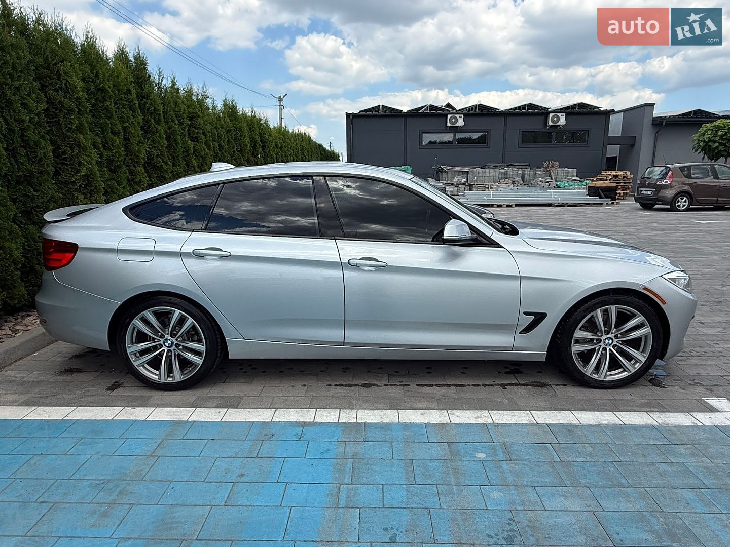 BMW 3 Series GT 2015 VIN WBA8Z5C51GGS37334 фото оголошення 9 з 26