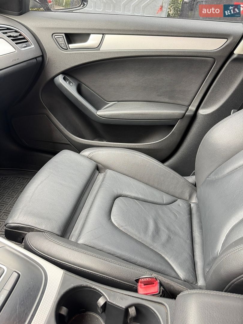 Audi A4 2010 VIN WAUEFAFL3AN059329 фото оголошення 2 з 9