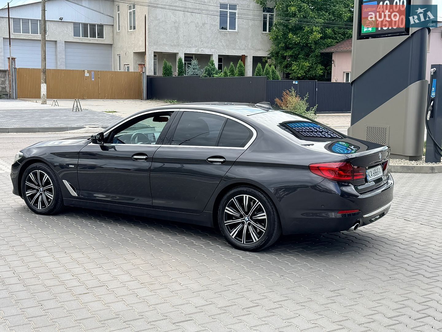 BMW 5 Series 2017 VIN WBAJC31030G870552 фото оголошення 5 з 70