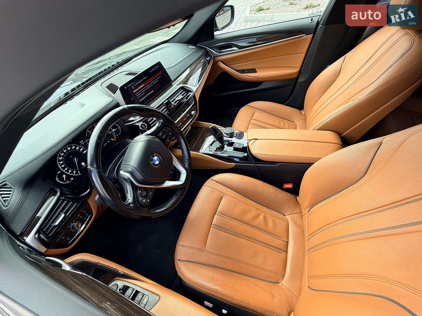 BMW 5 Series 2017 VIN WBAJC31030G870552 фото оголошення 29 з 70