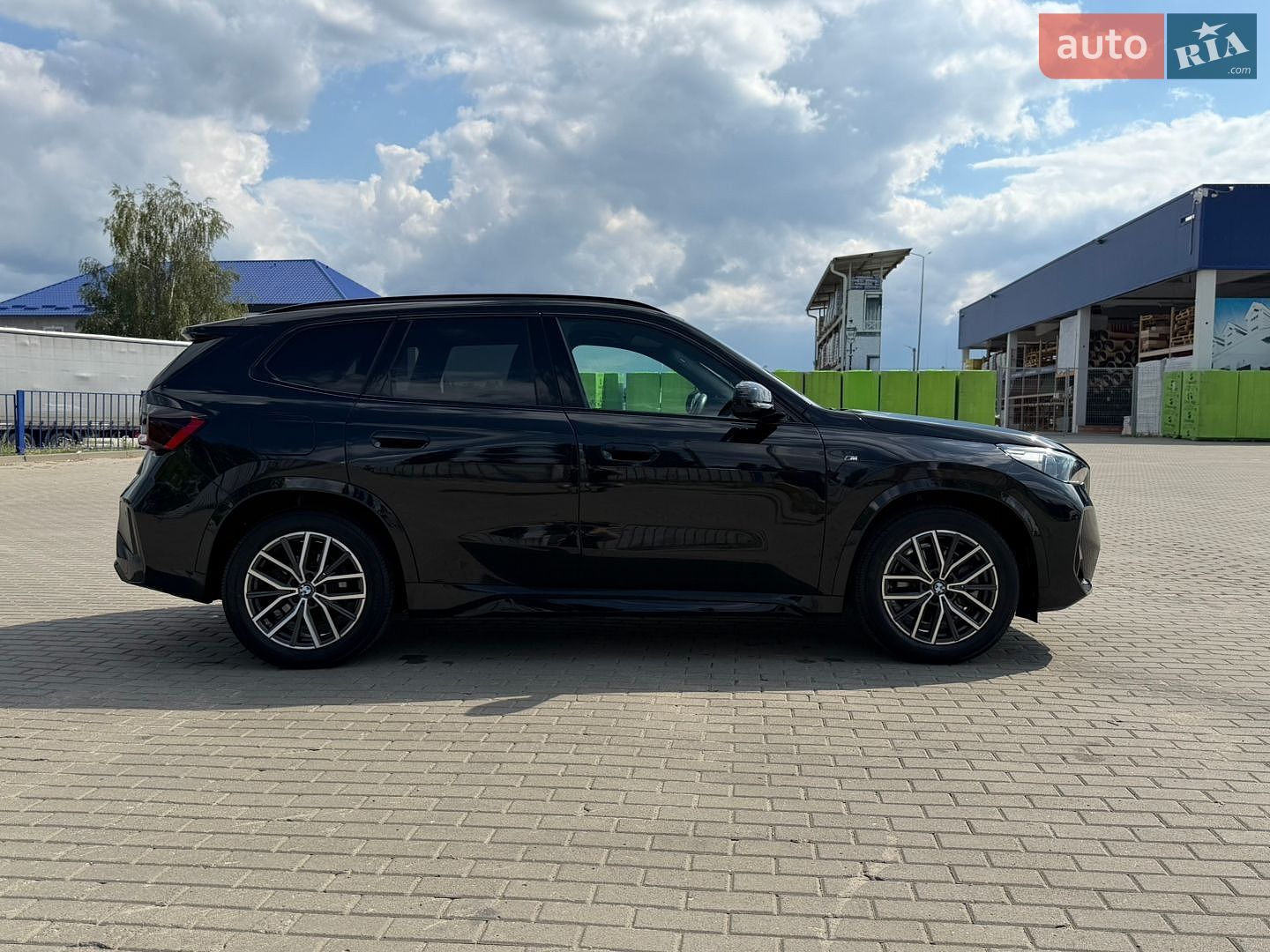 BMW iX1 2024 VIN WBY61EF09R5Z44678 фото оголошення 4 з 34