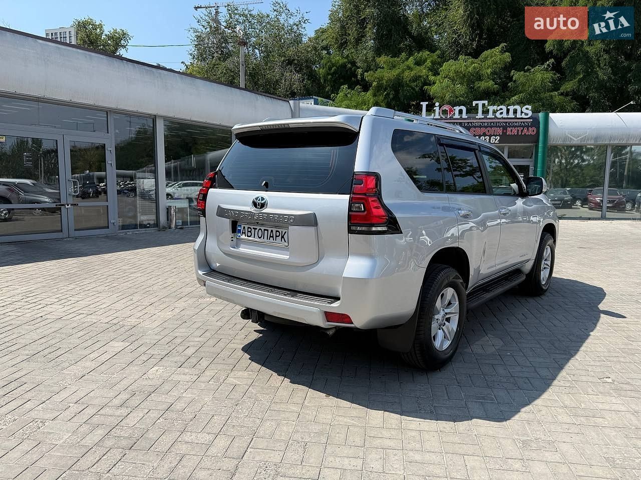 Toyota Land Cruiser Prado 2019 VIN JTEBU3FJX0K174771 фото оголошення 6 з 20