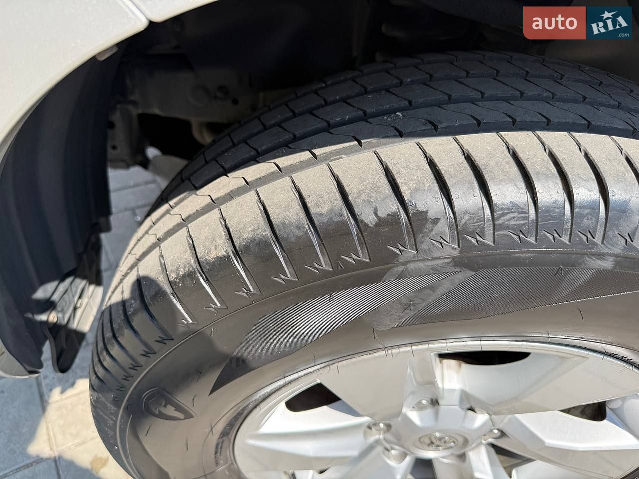 Toyota Land Cruiser Prado 2019 VIN JTEBU3FJX0K174771 фото оголошення 19 з 20