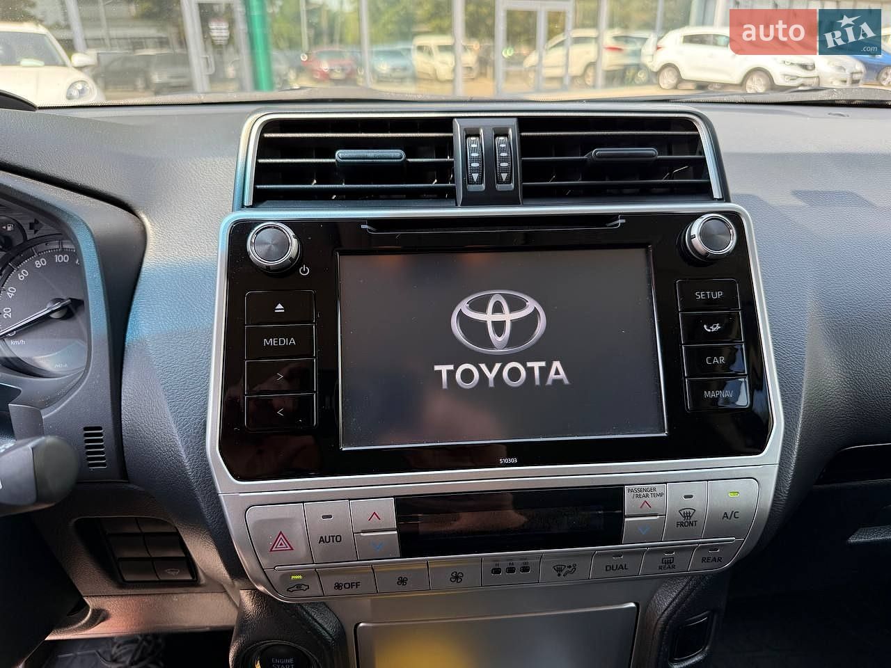 Toyota Land Cruiser Prado 2019 VIN JTEBU3FJX0K174771 фото оголошення 14 з 20
