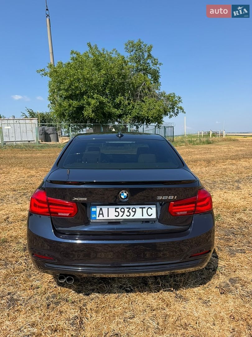BMW 3 Series 2016 VIN WBA8E3G53GNU01401 фото оголошення 6 з 32