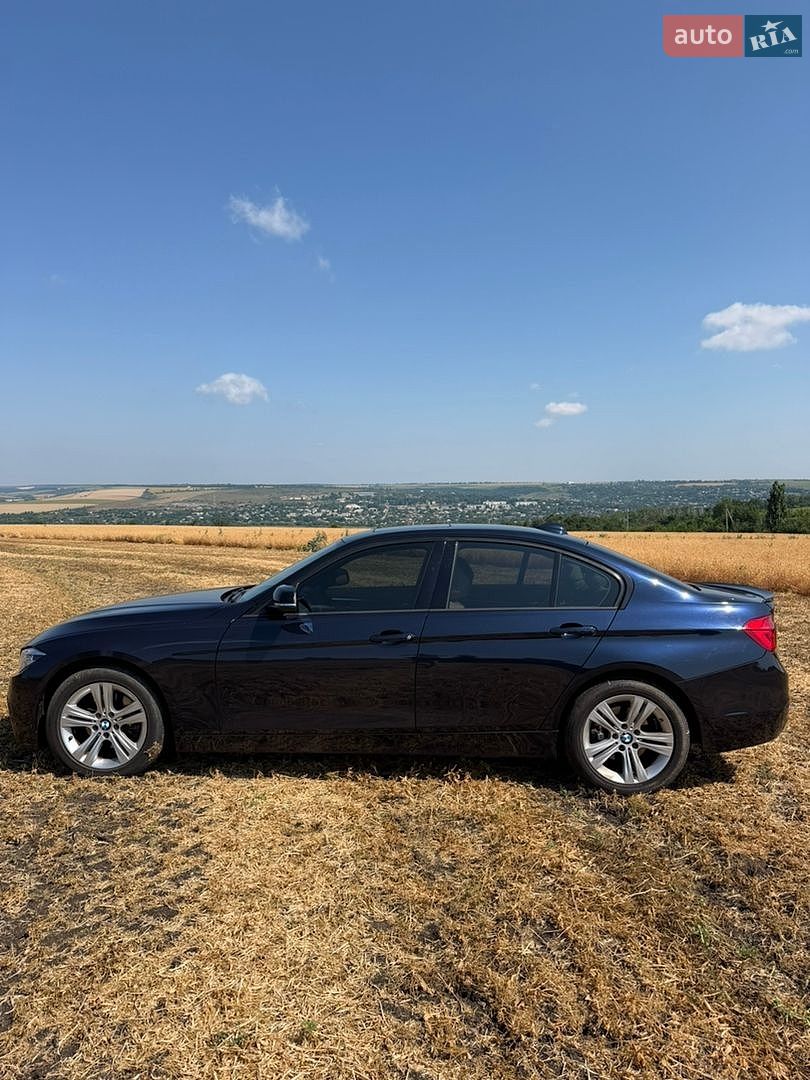 BMW 3 Series 2016 VIN WBA8E3G53GNU01401 фото оголошення 7 з 32