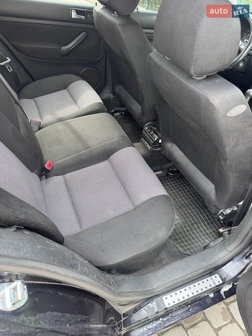 Volkswagen Golf 2002 VIN WVWZZZ1JZ2W499812 фото оголошення 12 з 18