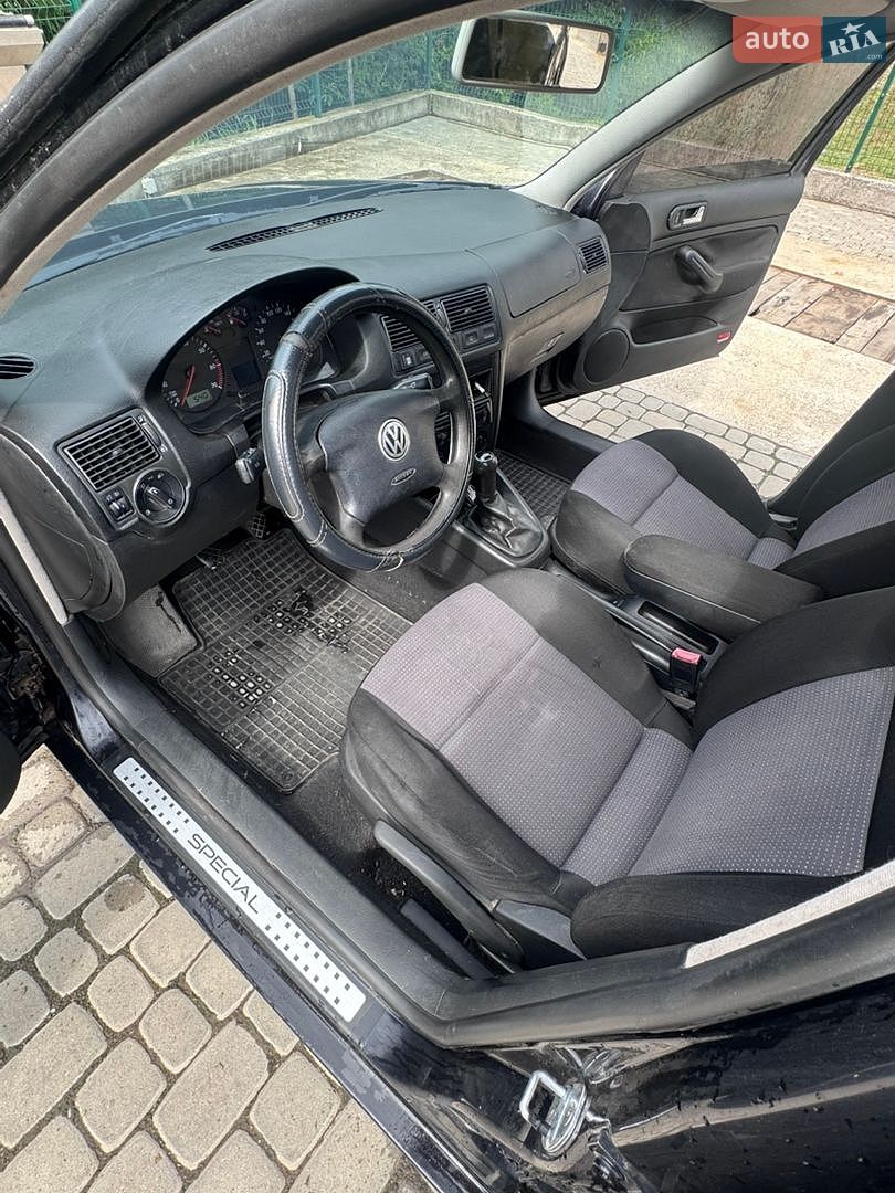 Volkswagen Golf 2002 VIN WVWZZZ1JZ2W499812 фото оголошення 15 з 18