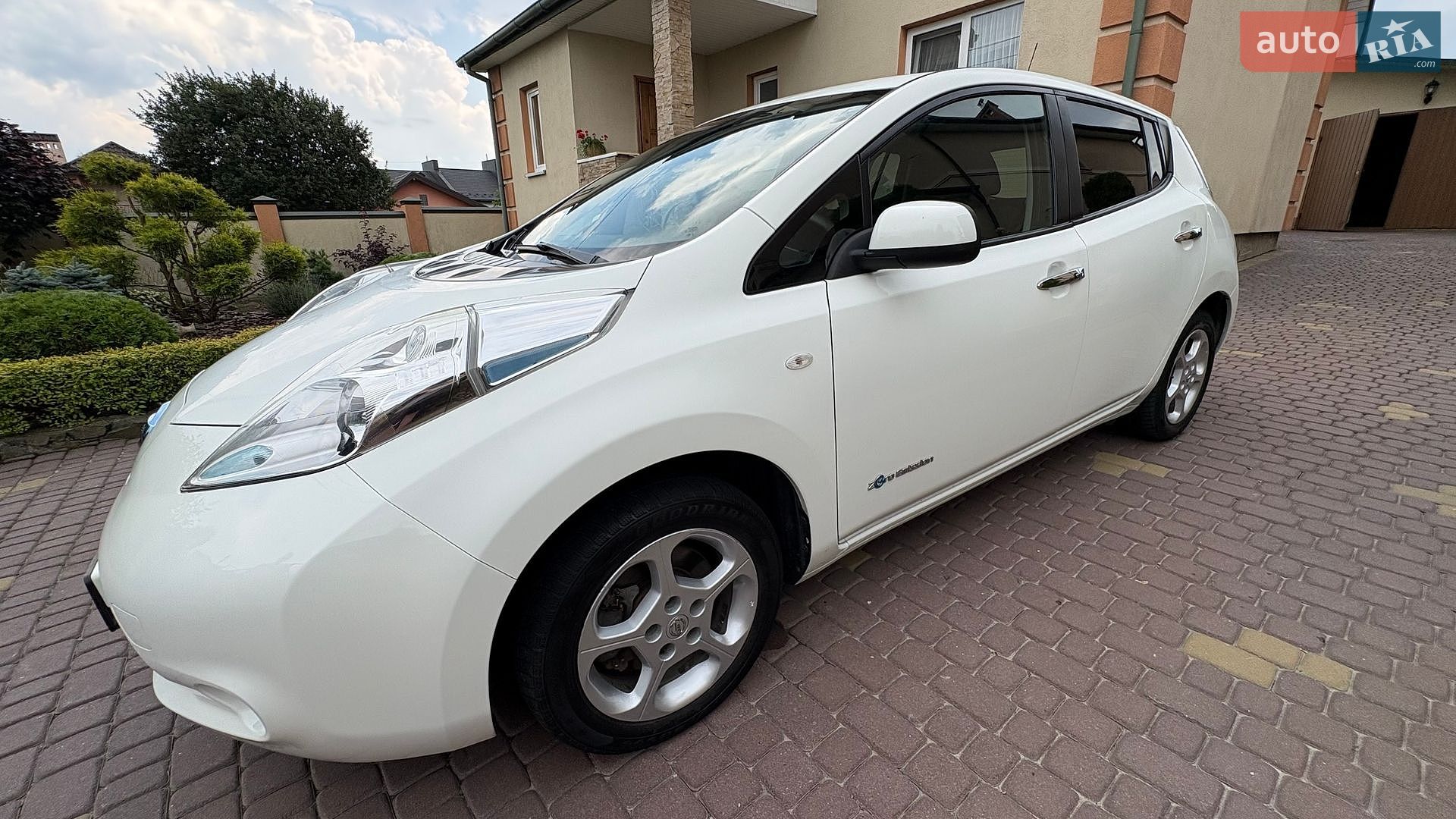 Nissan Leaf 2016 VIN SJNFAAZE0U6056174 фото оголошення 5 з 45