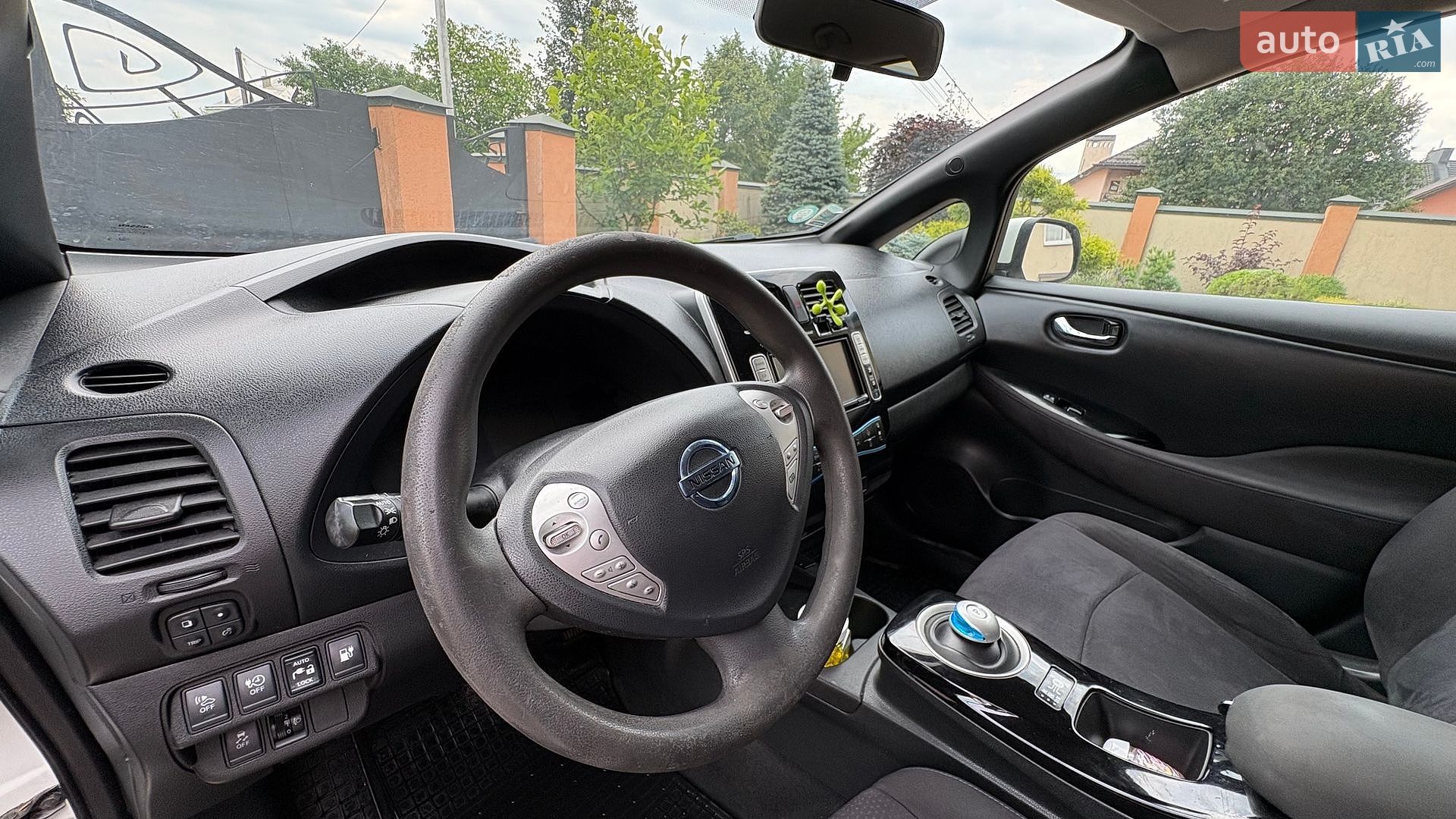 Nissan Leaf 2016 VIN SJNFAAZE0U6056174 фото оголошення 12 з 45