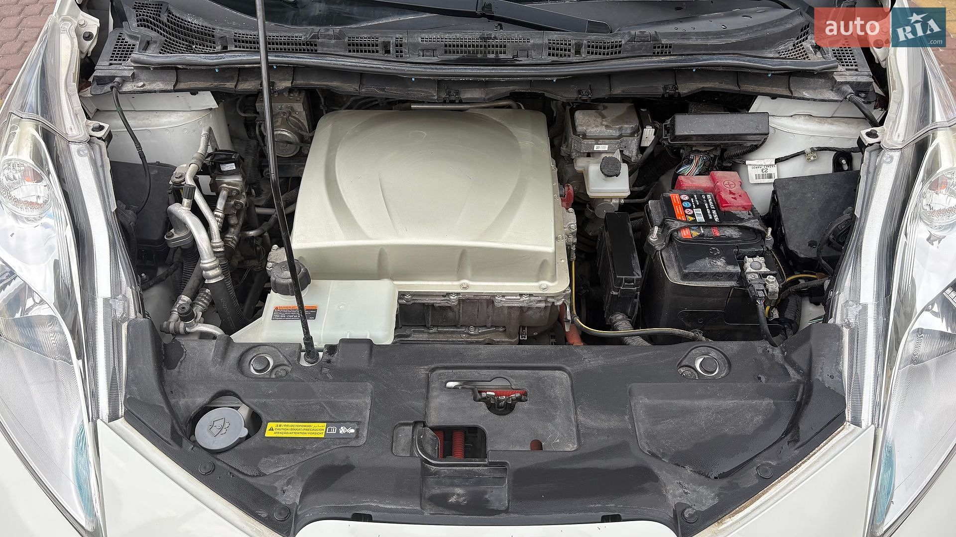 Nissan Leaf 2016 VIN SJNFAAZE0U6056174 фото оголошення 41 з 45
