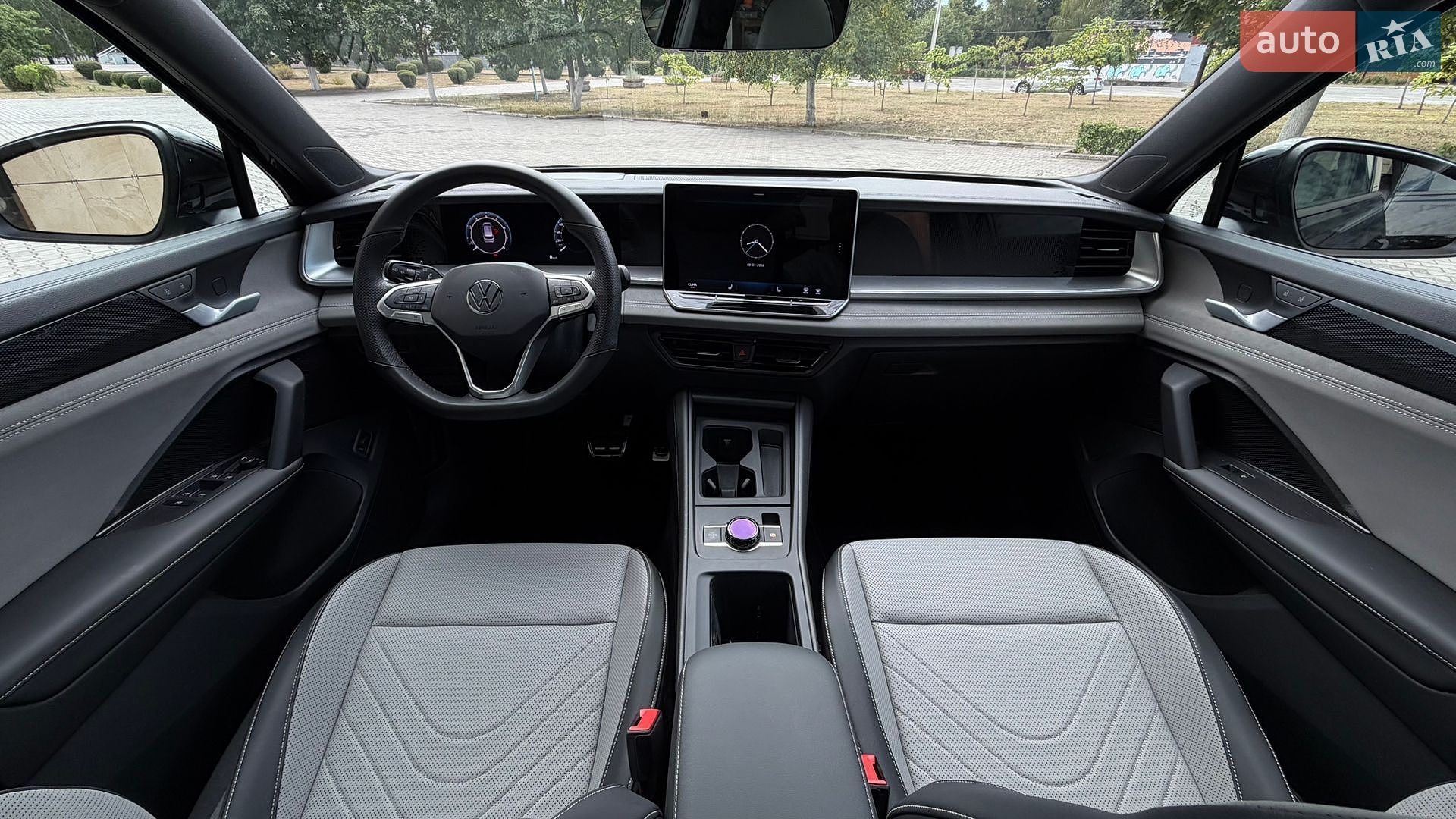 Volkswagen Tiguan 2025 VIN 3VVGR7RM8SM024115 фото оголошення 6 з 25