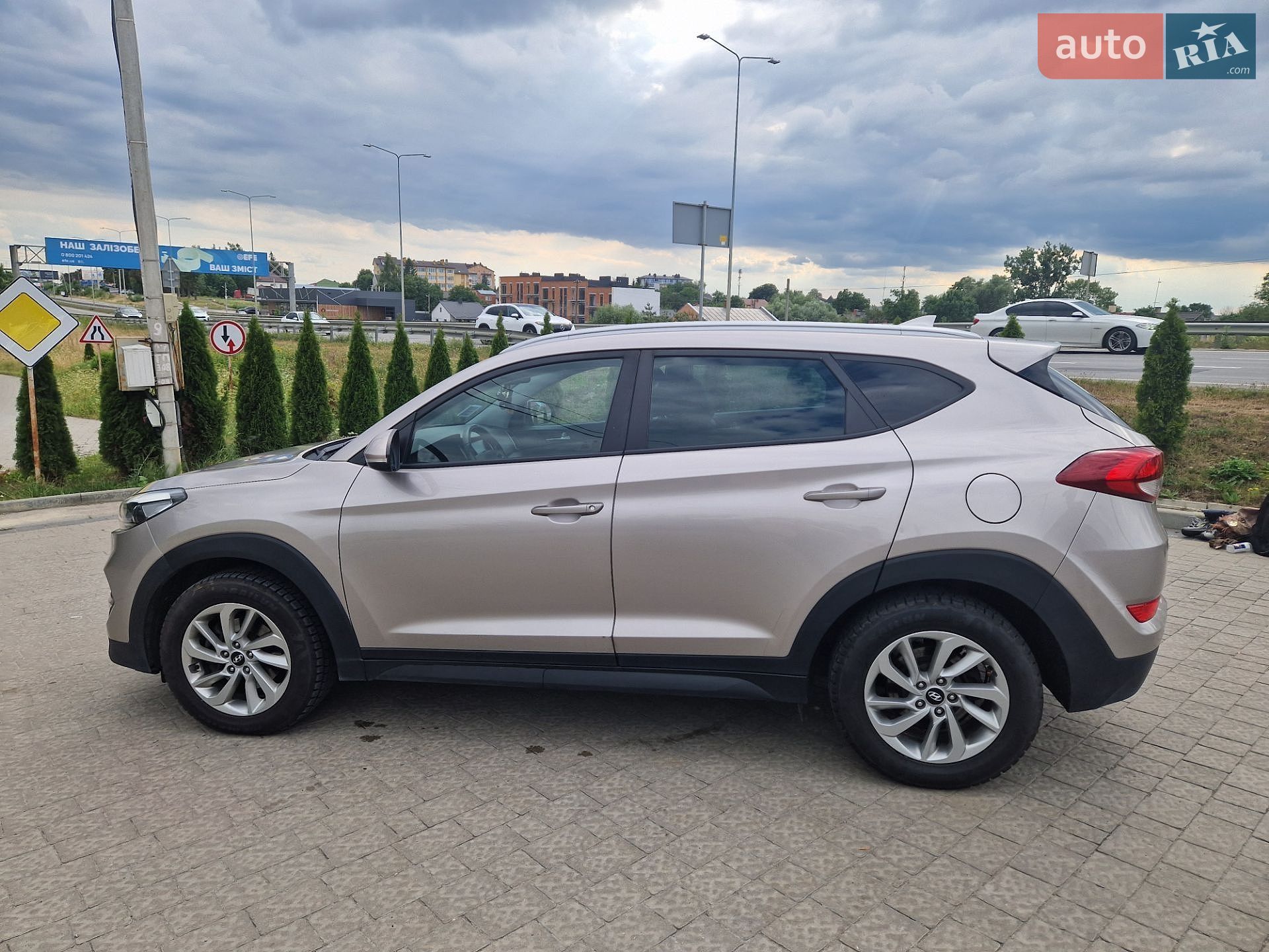 Hyundai Tucson 2016 VIN TMAJ3815AHJ293503 фото оголошення 4 з 14