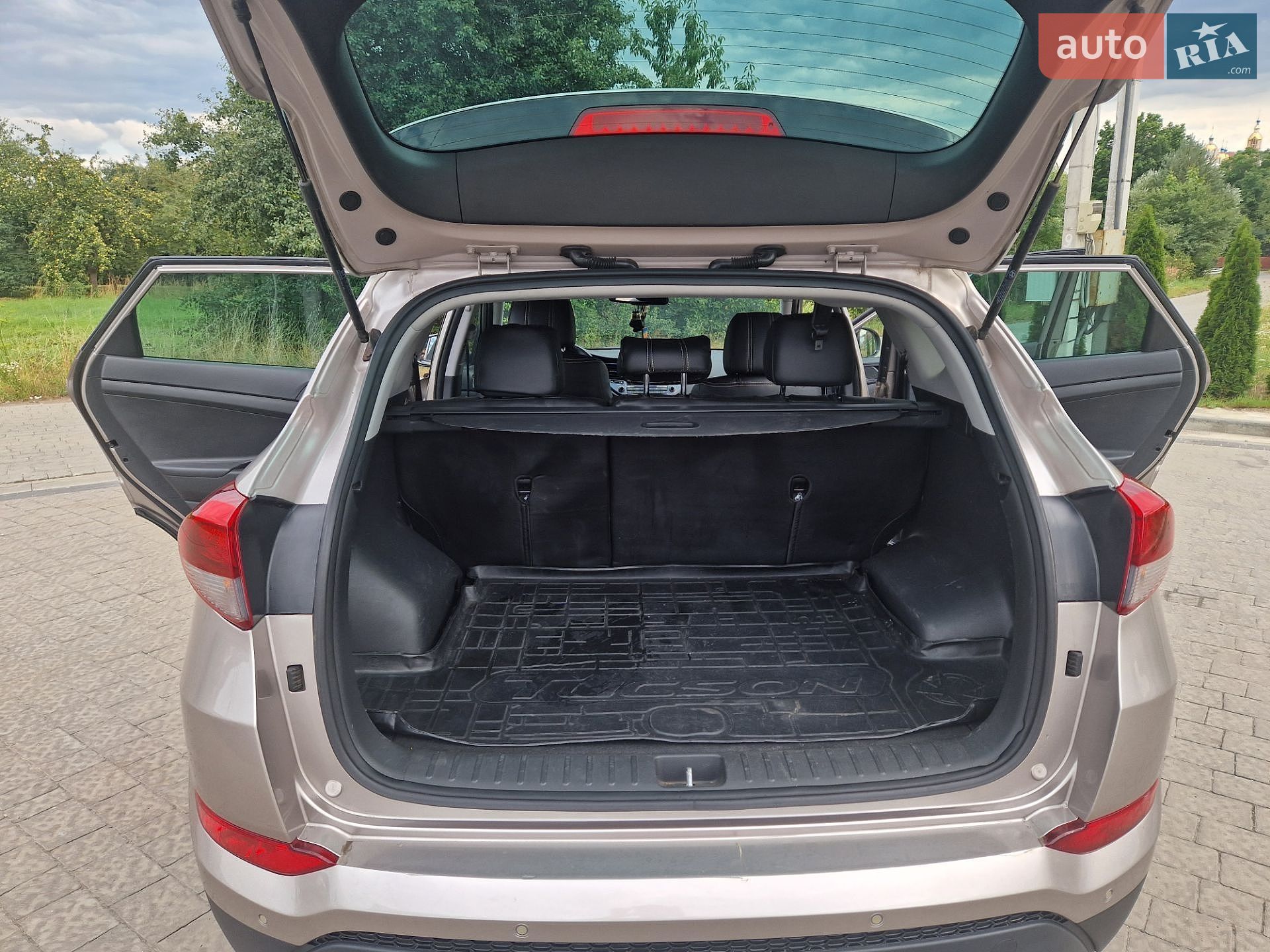 Hyundai Tucson 2016 VIN TMAJ3815AHJ293503 фото оголошення 12 з 14