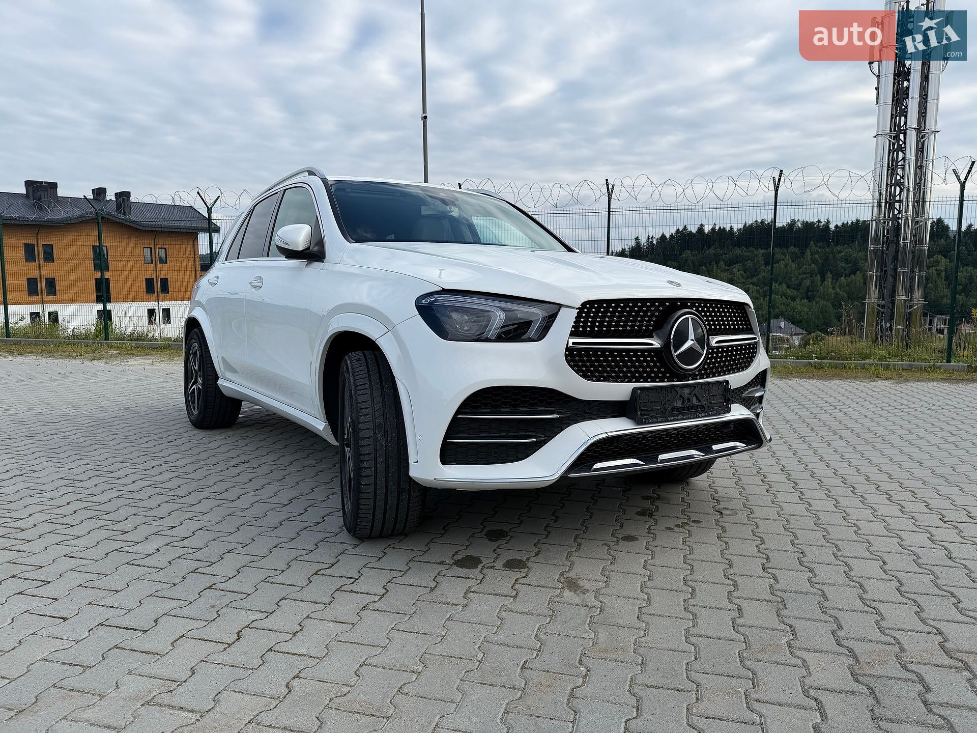 Mercedes-Benz GLE-Class 2019 VIN 4JGFB4KB4LA046998 фото оголошення 16 з 46