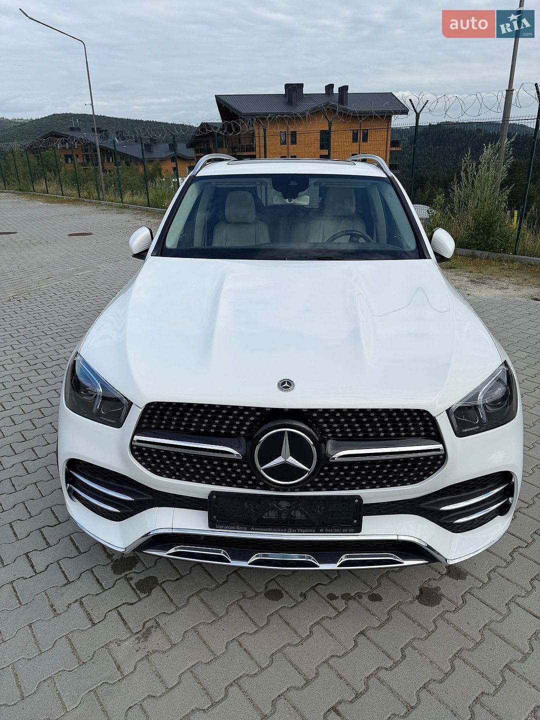 Mercedes-Benz GLE-Class 2019 VIN 4JGFB4KB4LA046998 фото оголошення 11 з 46