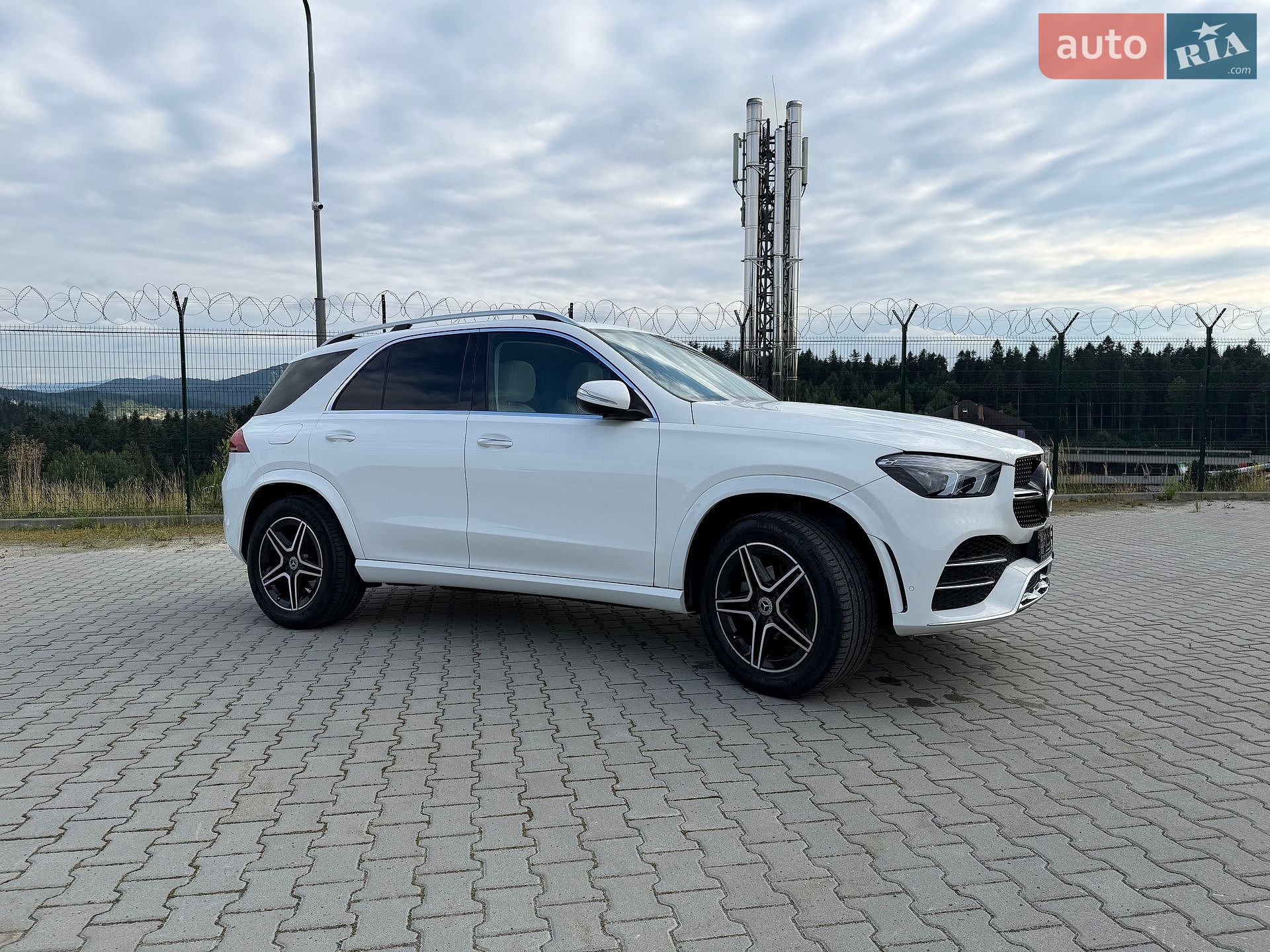 Mercedes-Benz GLE-Class 2019 VIN 4JGFB4KB4LA046998 фото оголошення 29 з 46