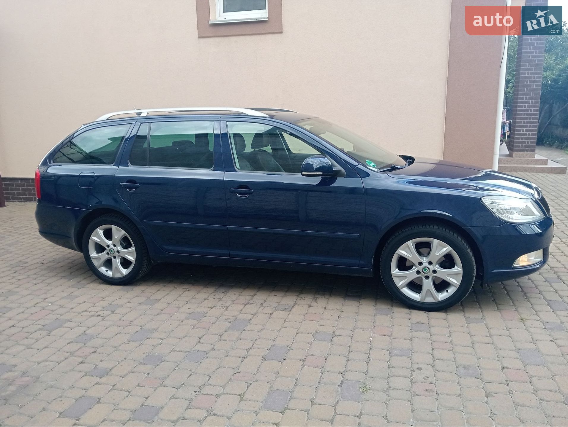 Skoda Octavia 2011 VIN TMBGT61Z2C2082988 фото оголошення 5 з 43