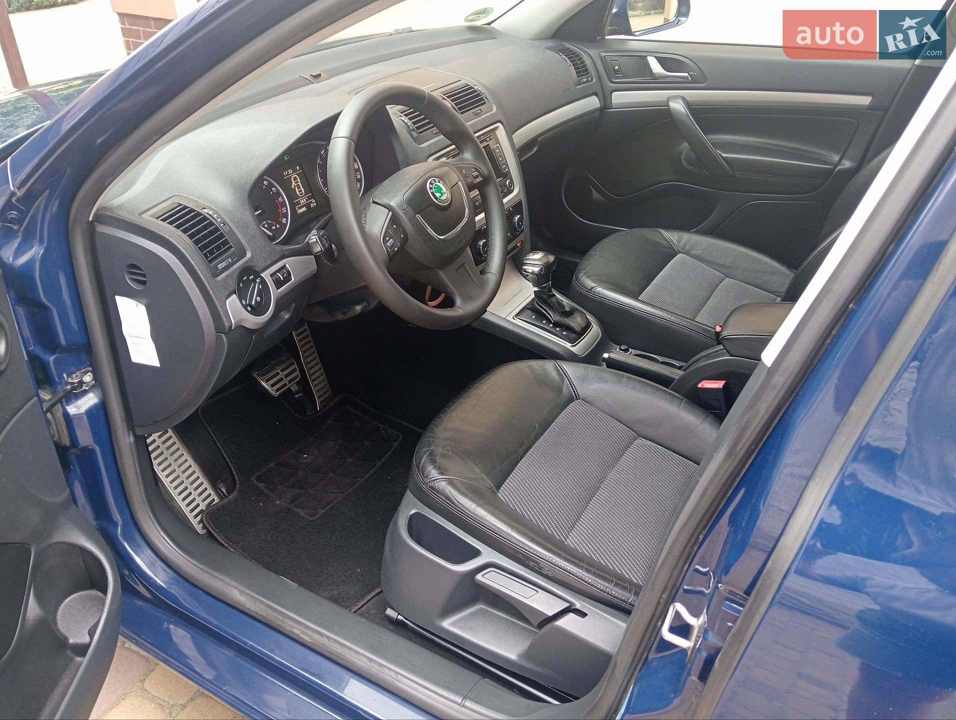 Skoda Octavia 2011 VIN TMBGT61Z2C2082988 фото оголошення 23 з 43