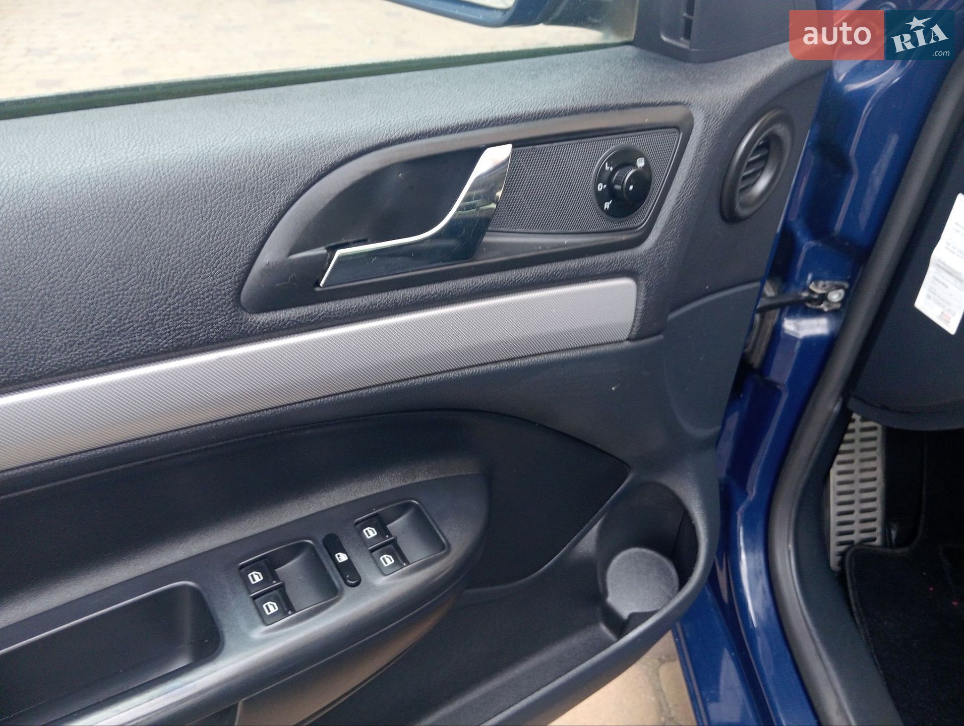 Skoda Octavia 2011 VIN TMBGT61Z2C2082988 фото оголошення 25 з 43